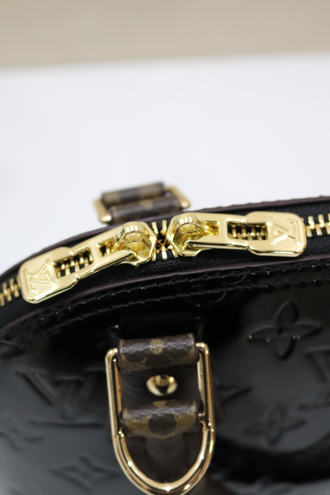 New Luxury LV Bag 9908