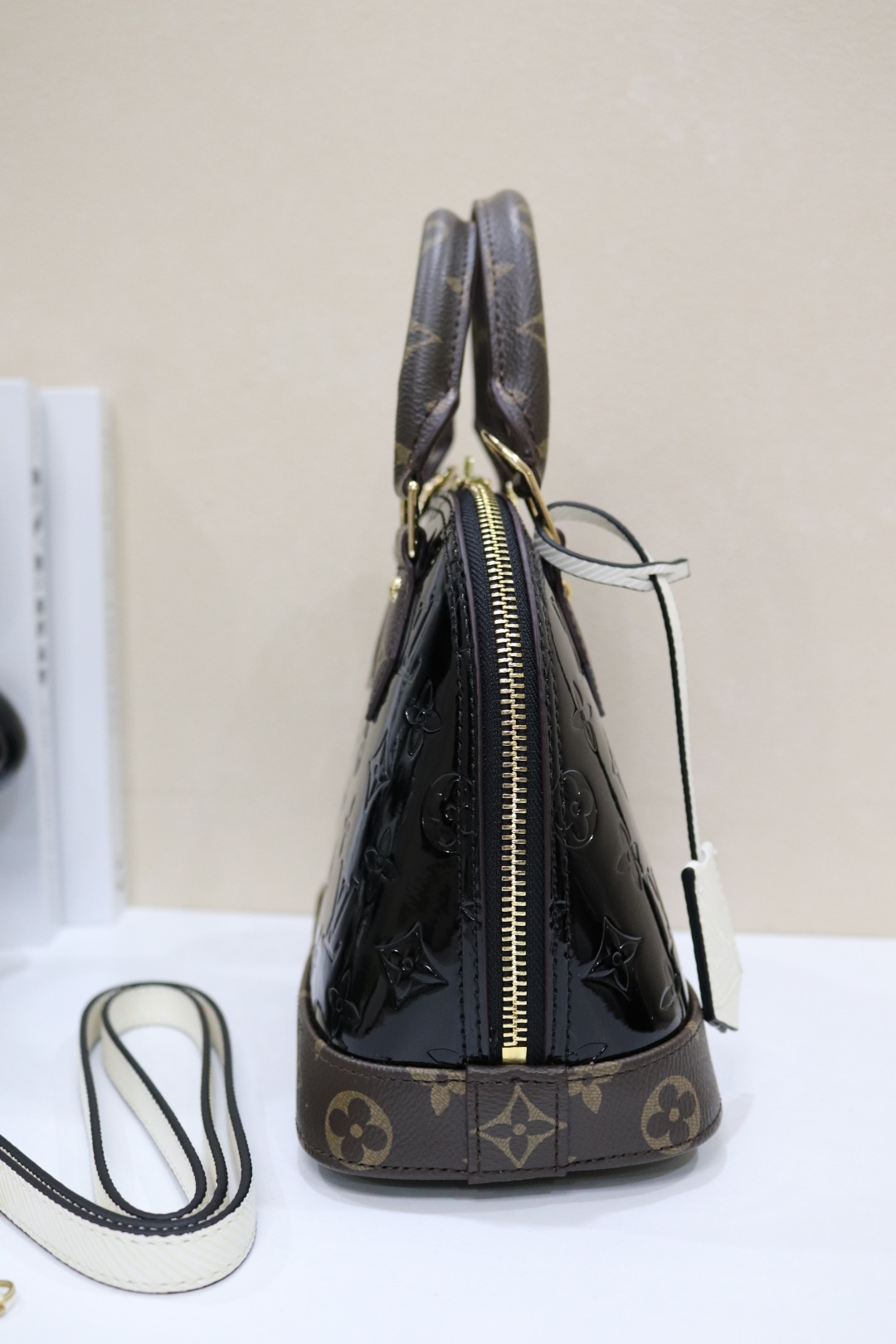 New Luxury LV Bag 9908