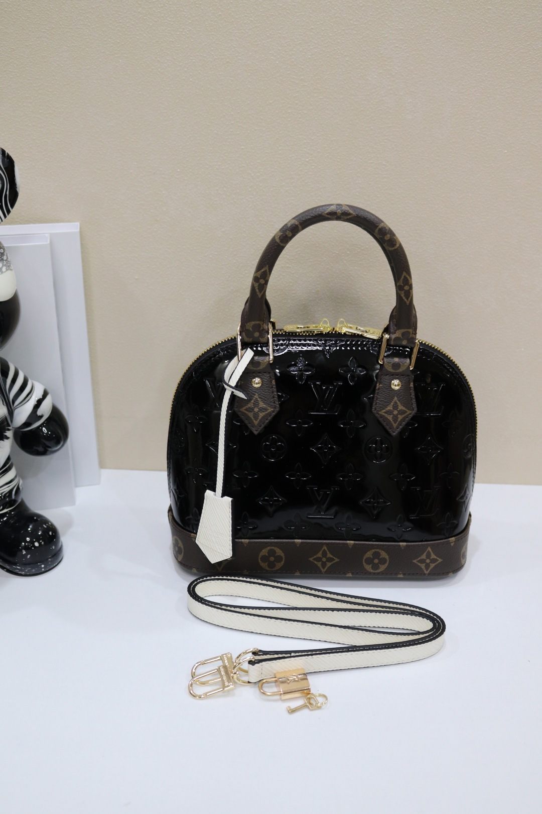 New Luxury LV Bag 9908