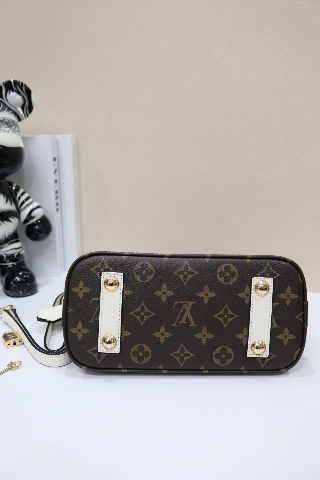 New Luxury LV Bag 9908