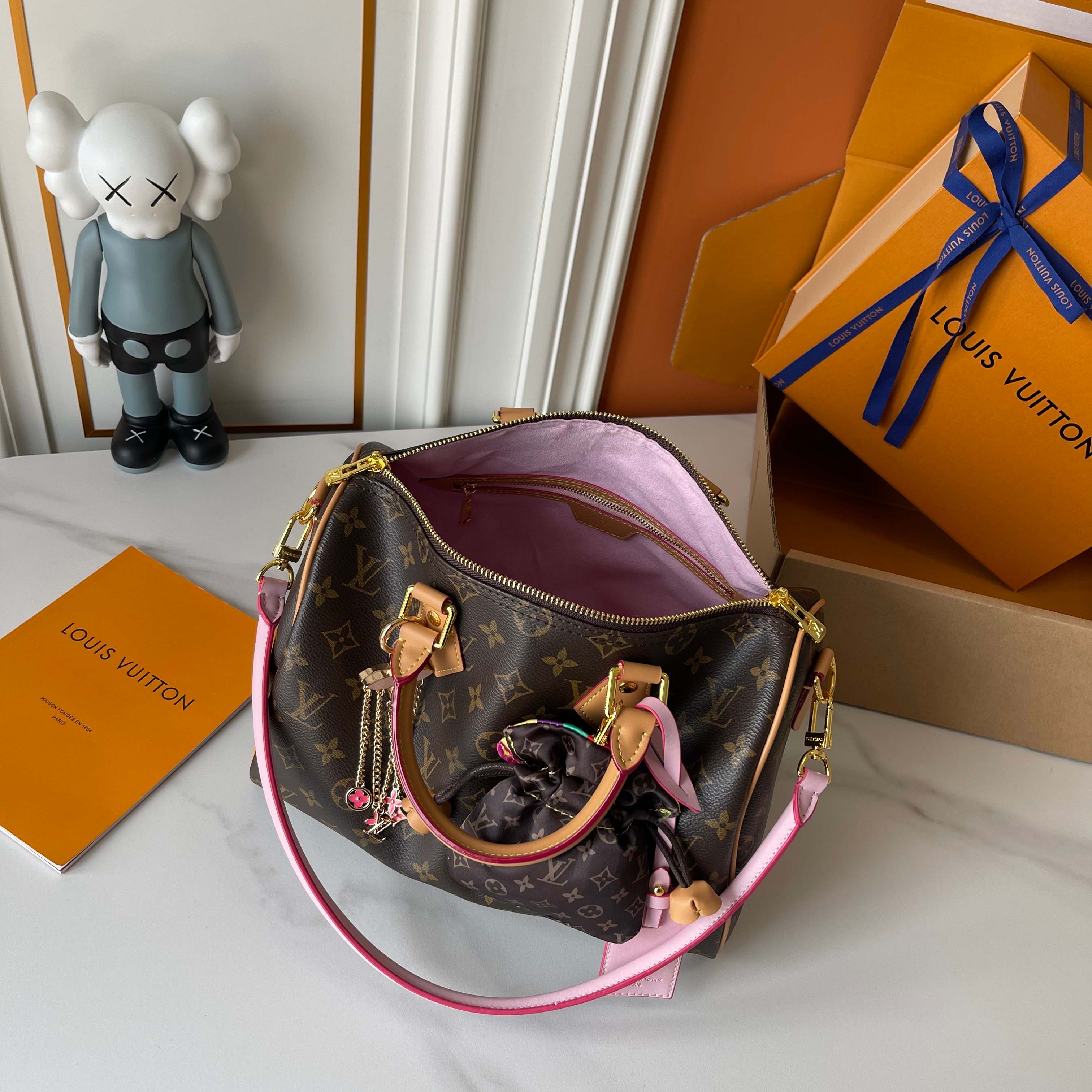 New Luxury LV Bag 9910