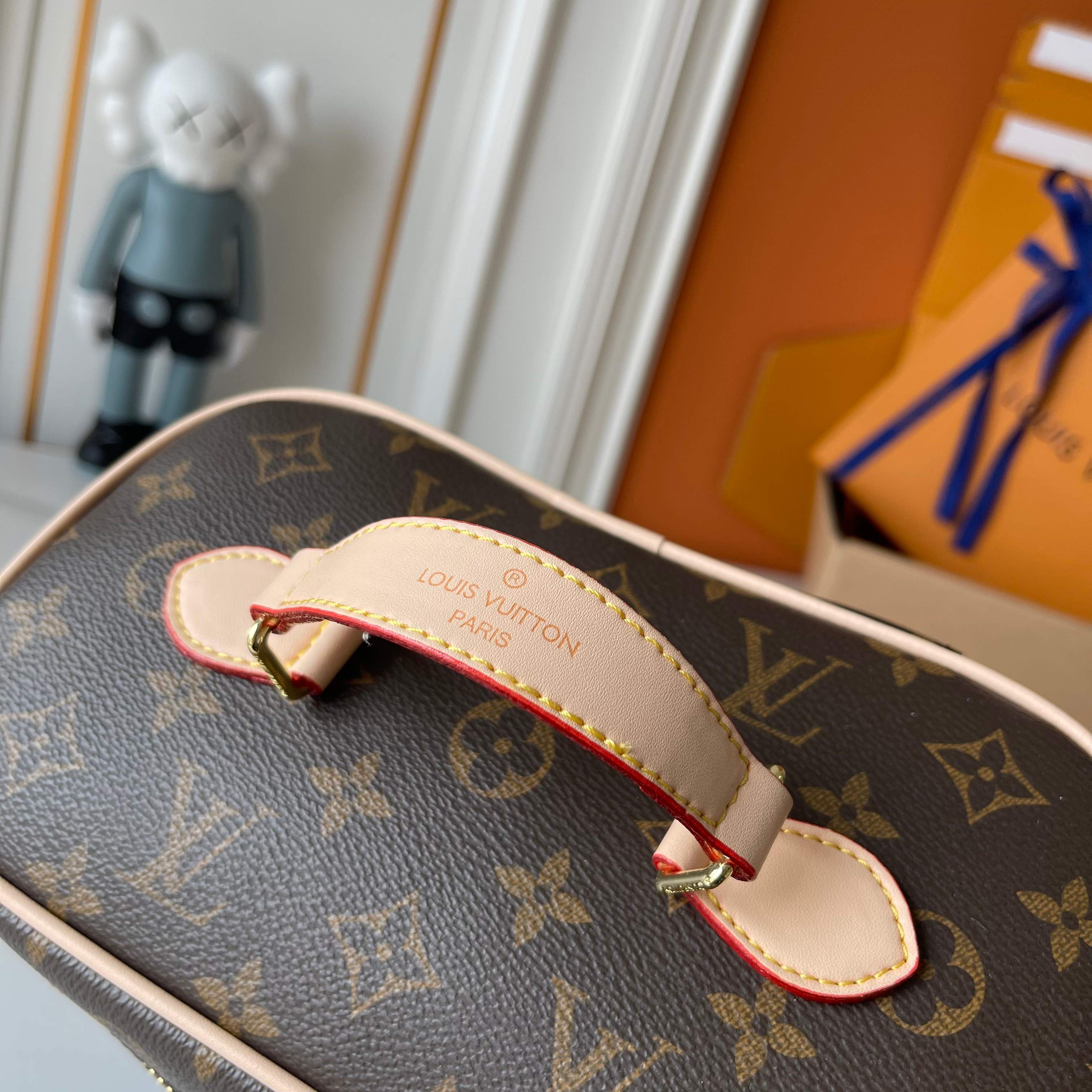 New Luxury LV Bag 9912