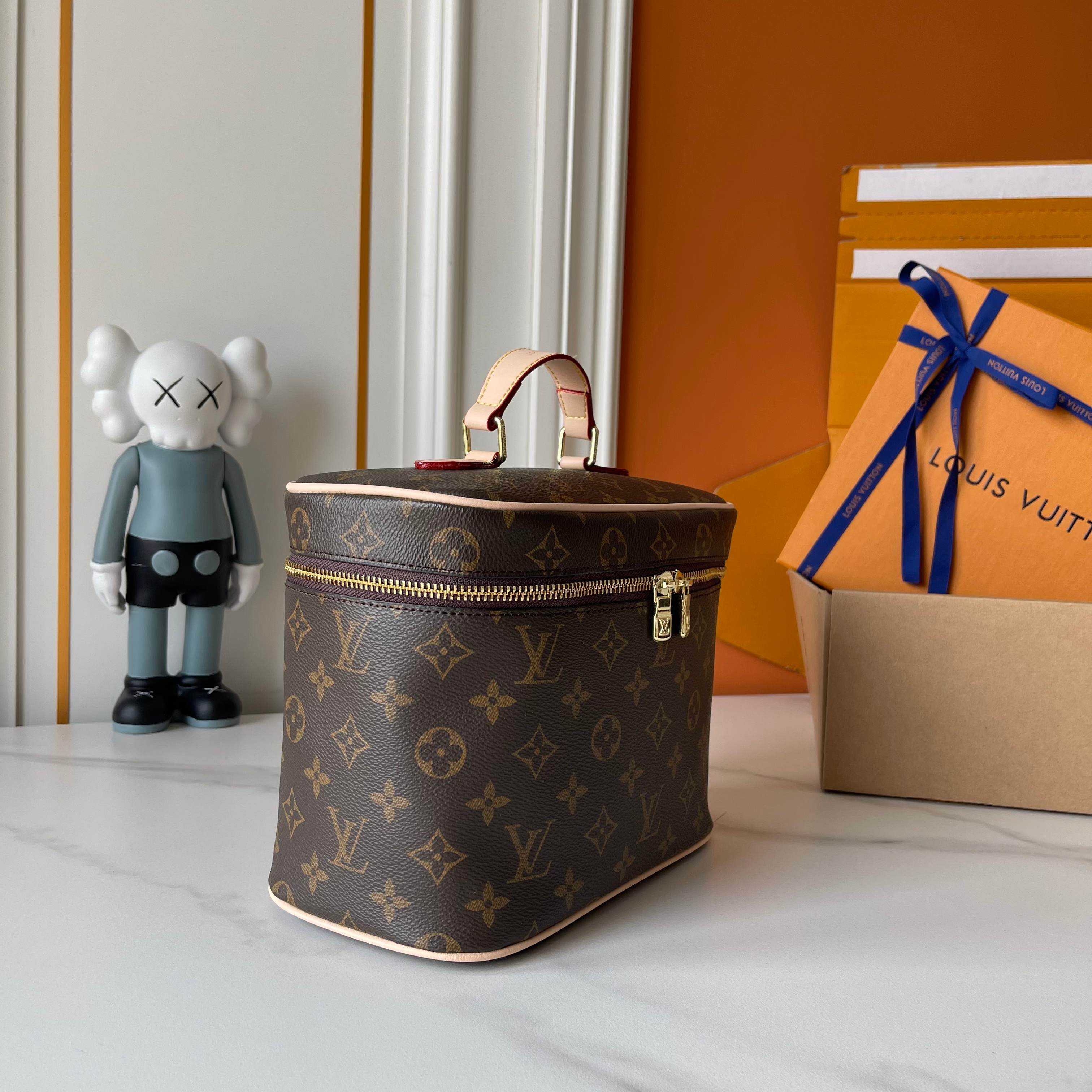 New Luxury LV Bag 9912