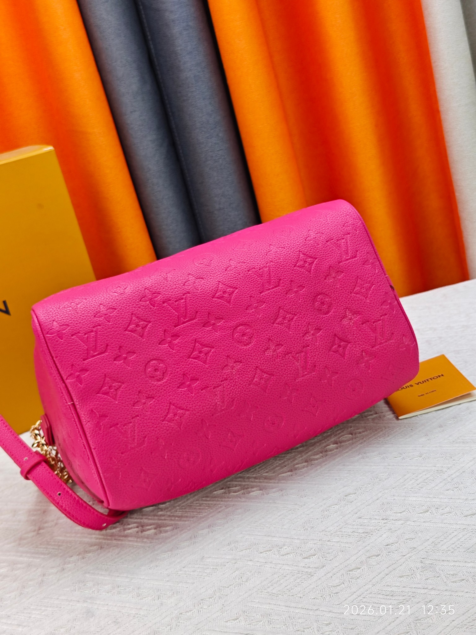 New Luxury LV Bag 9930