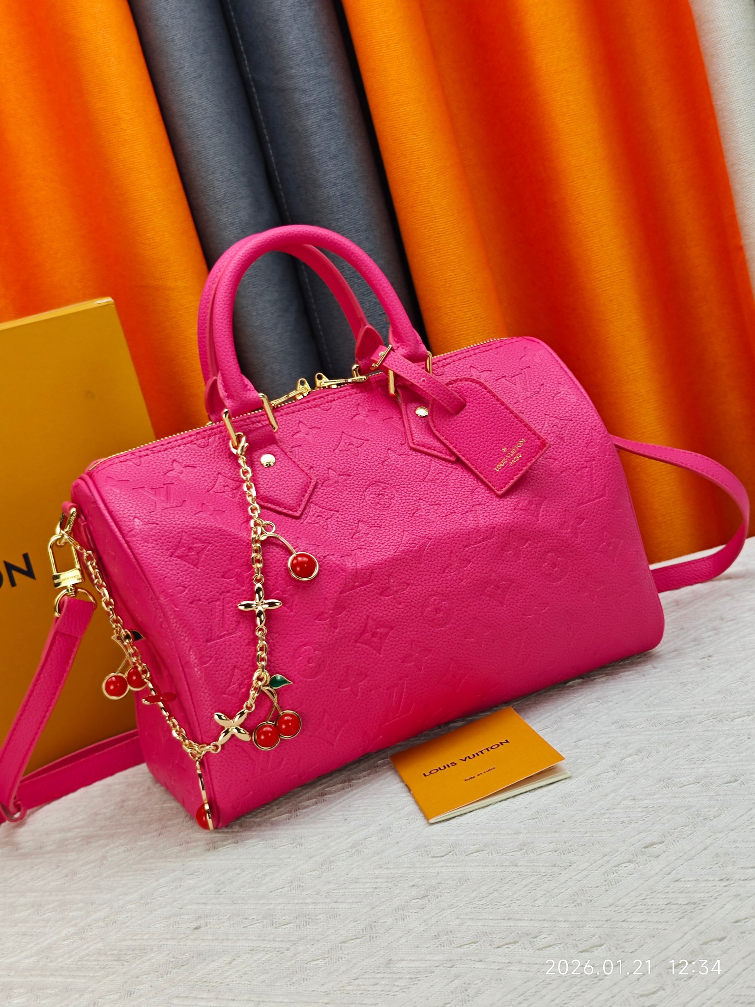 New Luxury LV Bag 9930