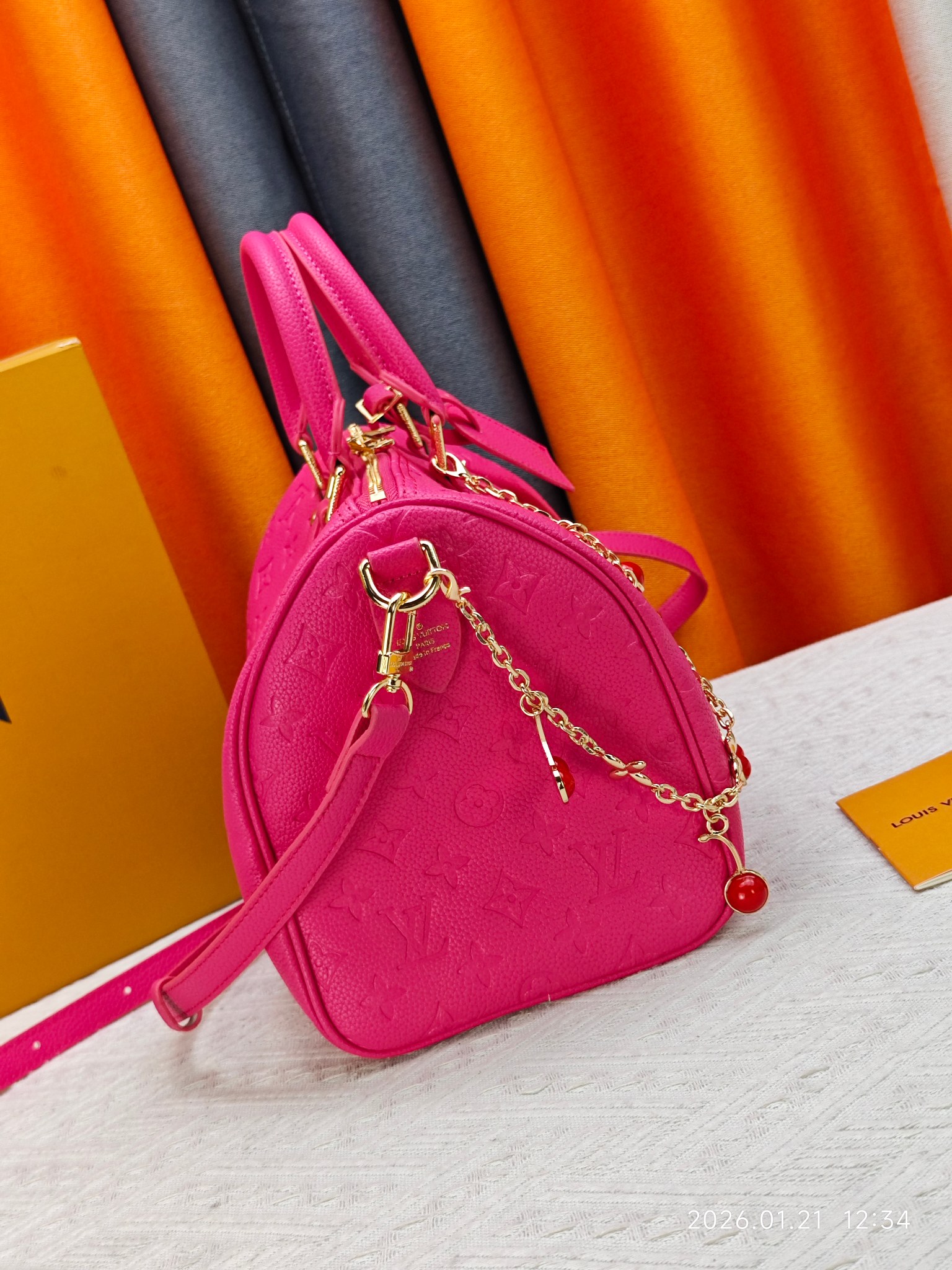 New Luxury LV Bag 9930