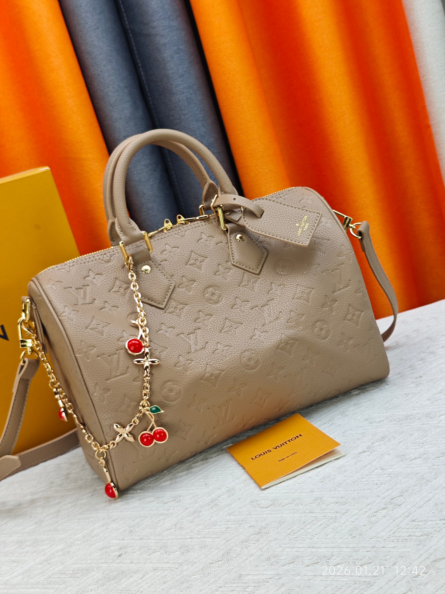 New Luxury LV Bag 9932