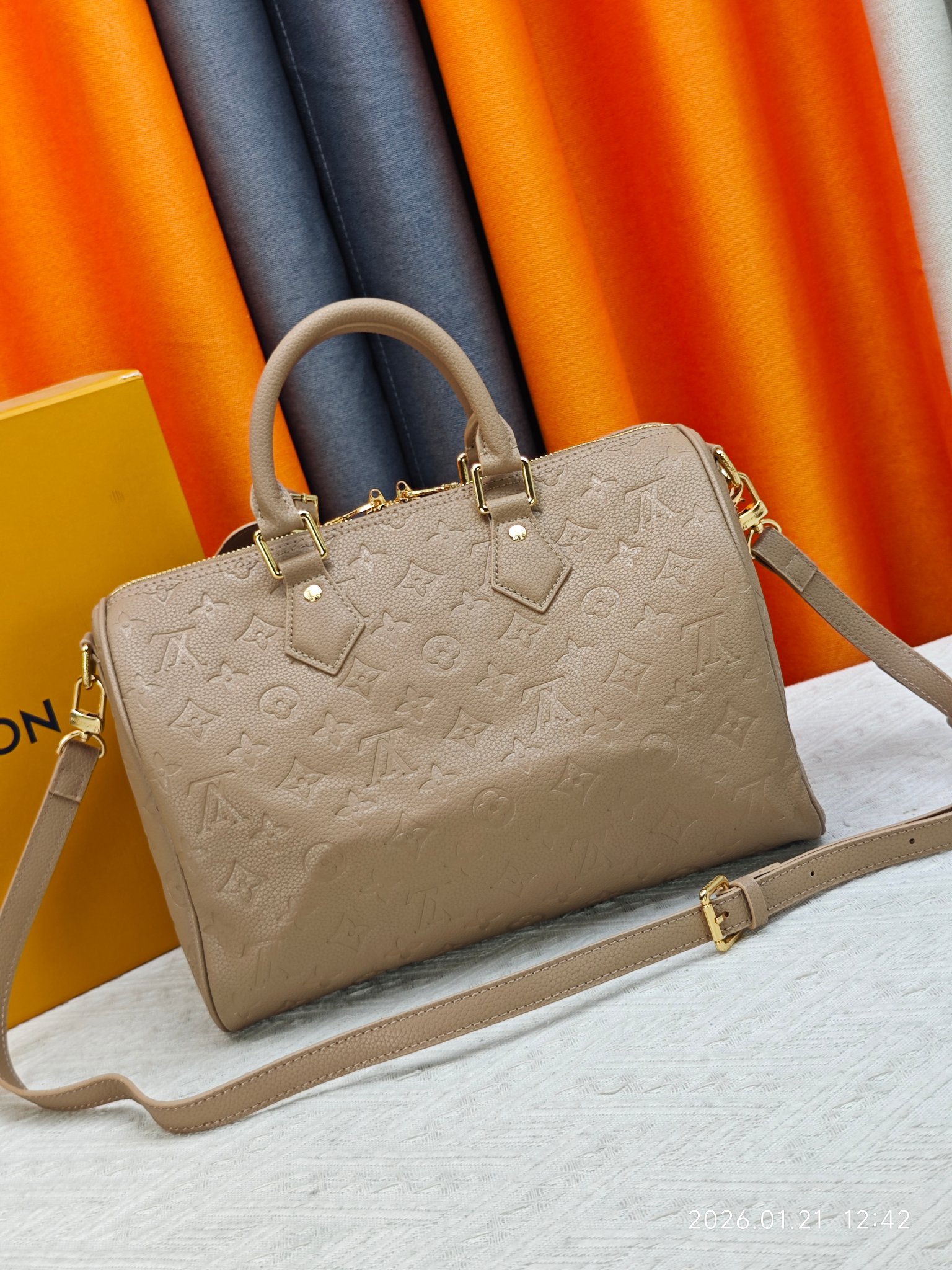 New Luxury LV Bag 9932