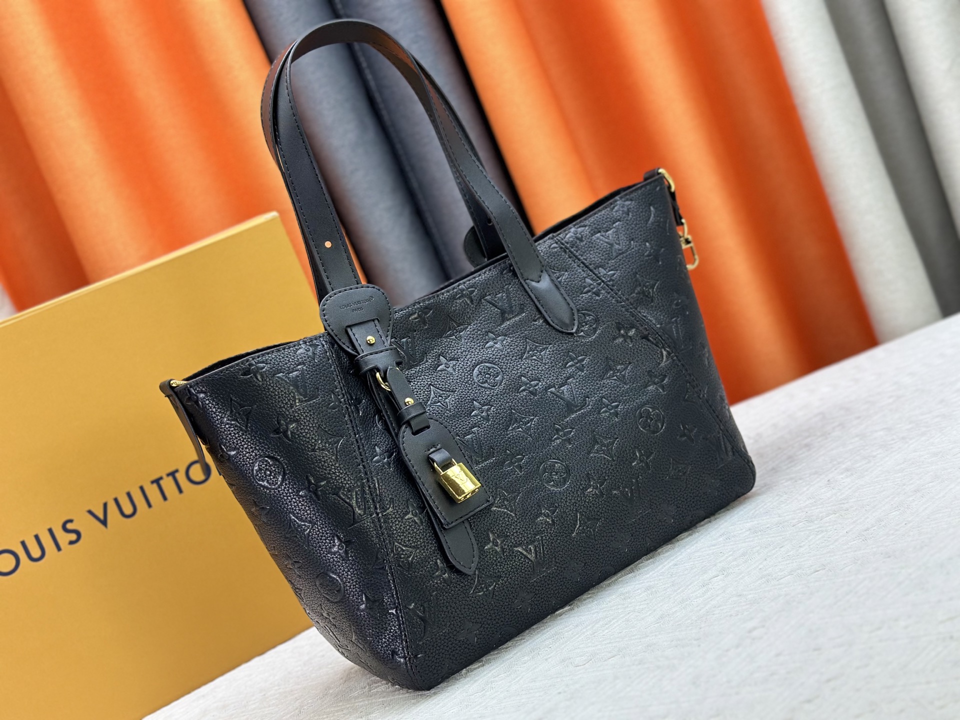 New Luxury LV Bag 9935
