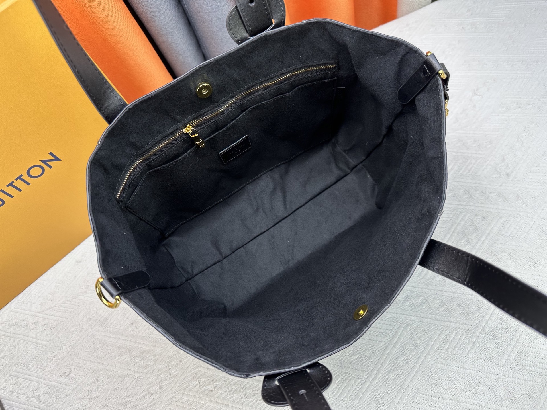 New Luxury LV Bag 9935