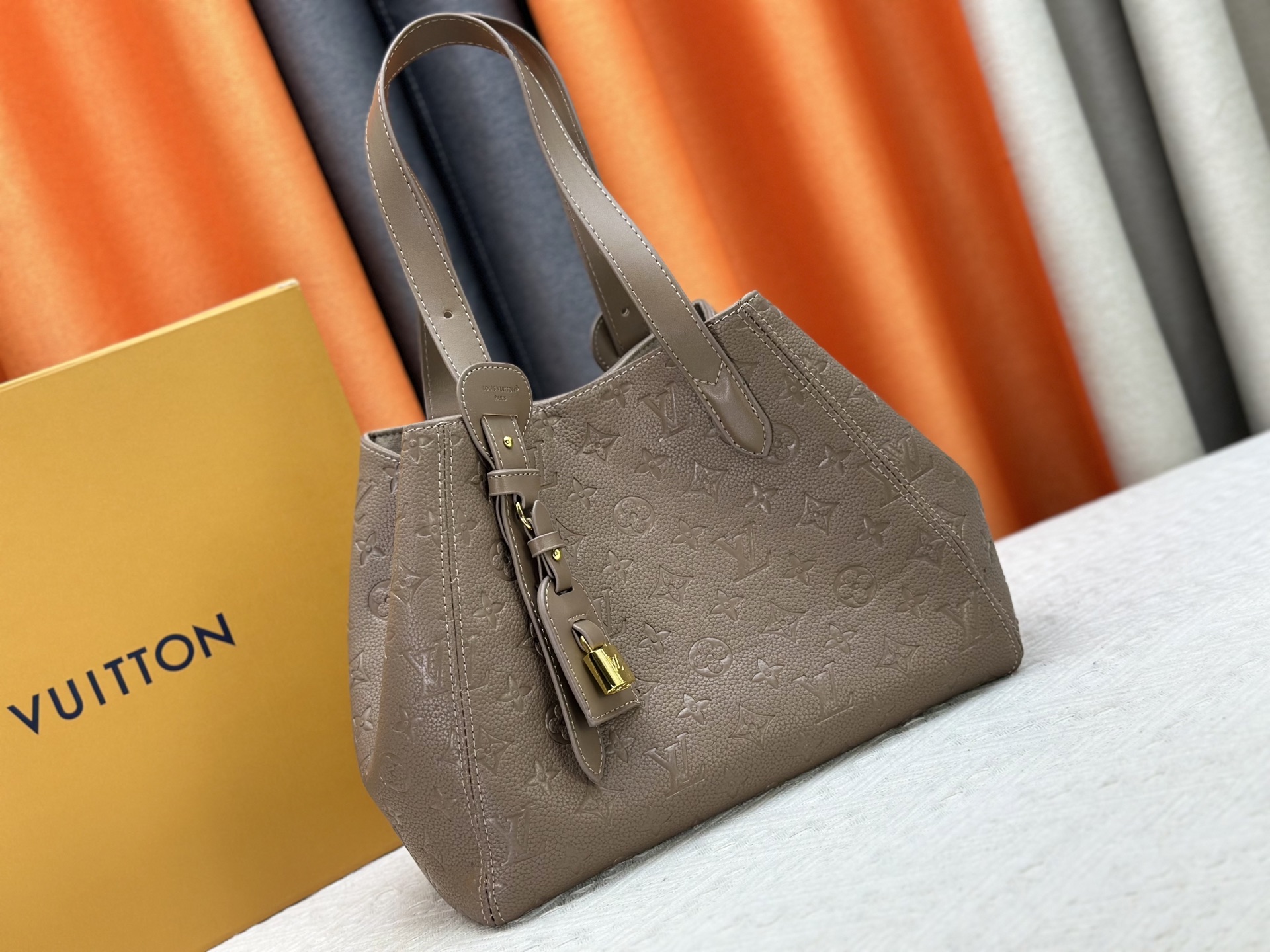 New Luxury LV Bag 9936