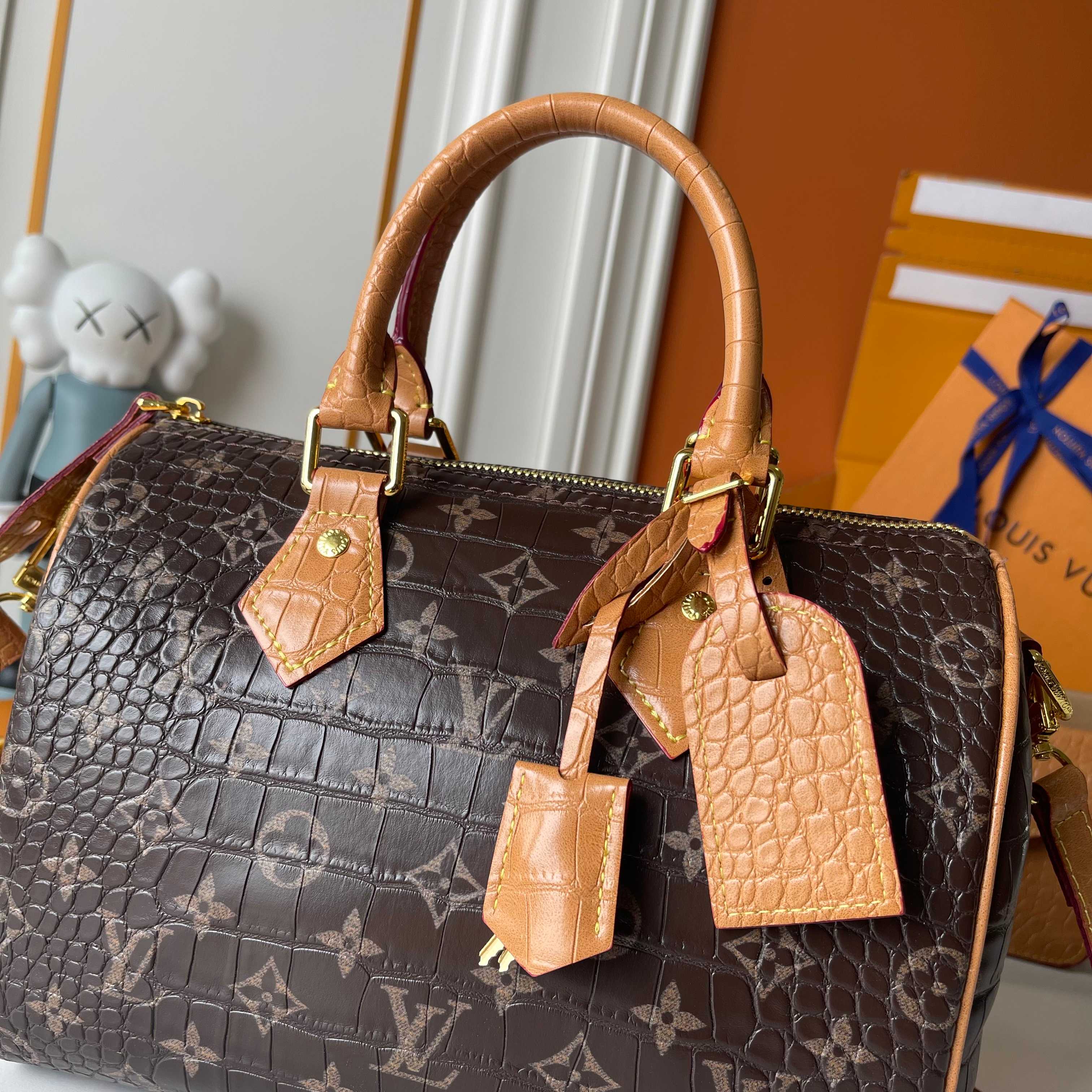 New Luxury LV Bag 9973