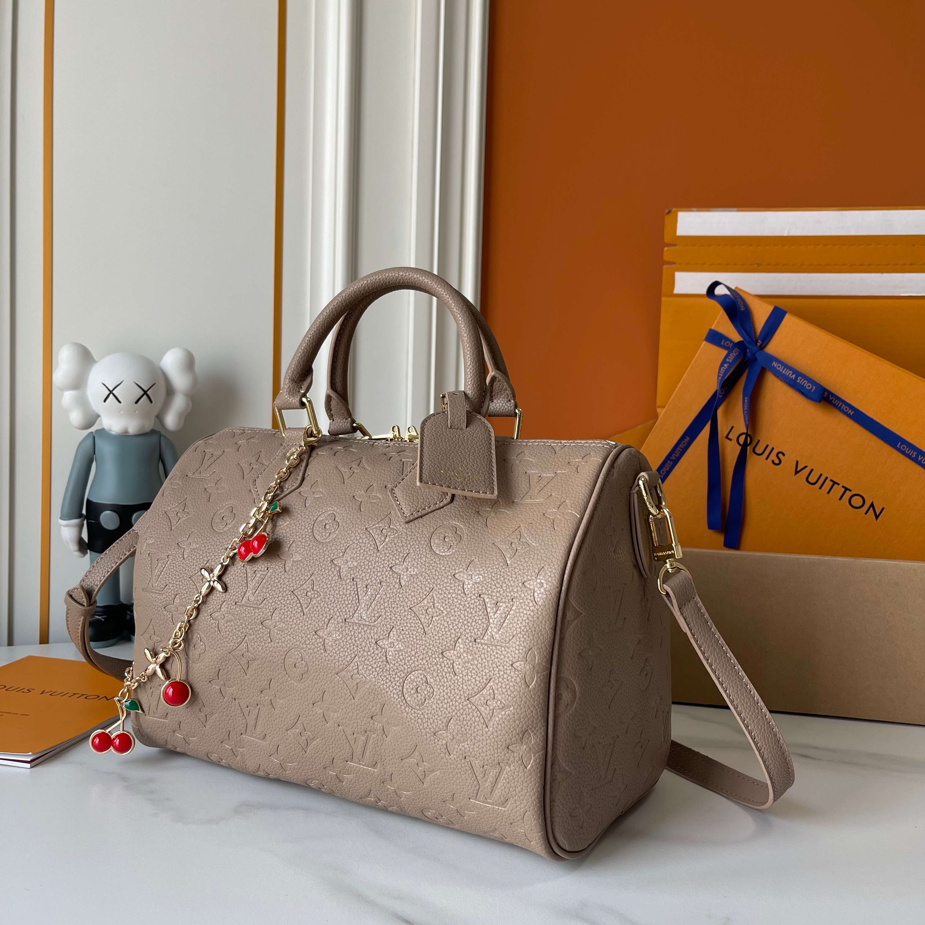 New Luxury LV Bag 9975