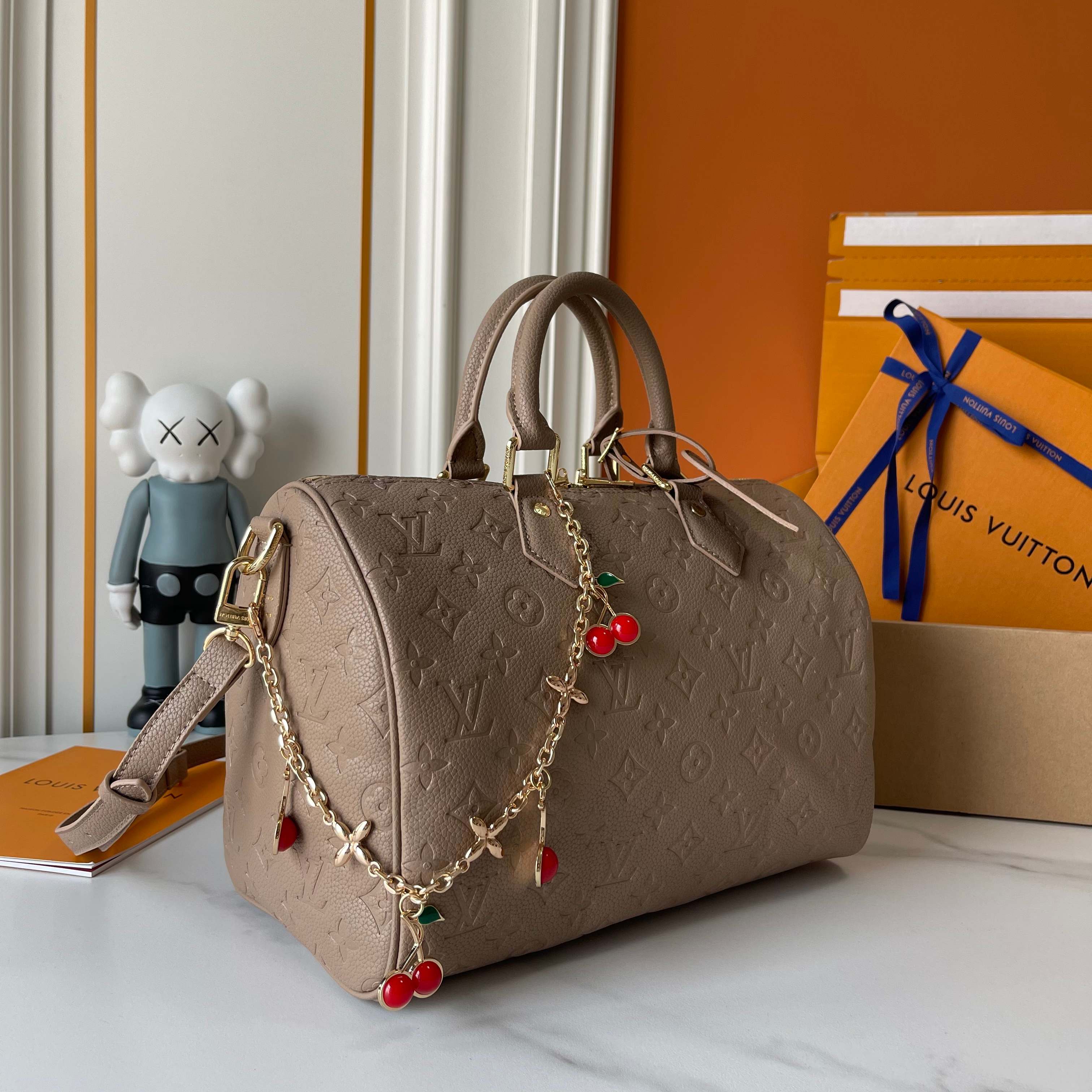 New Luxury LV Bag 9975