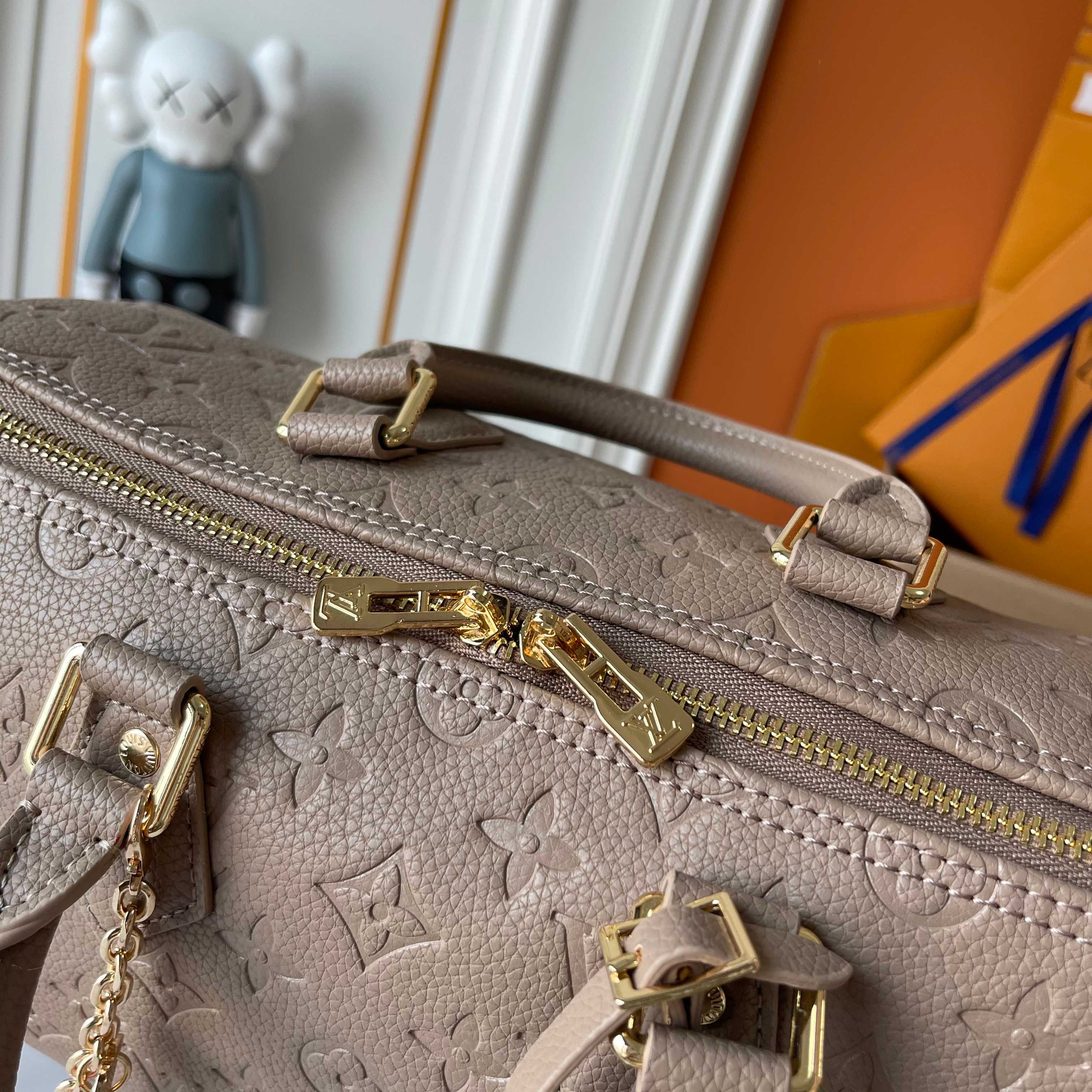 New Luxury LV Bag 9975