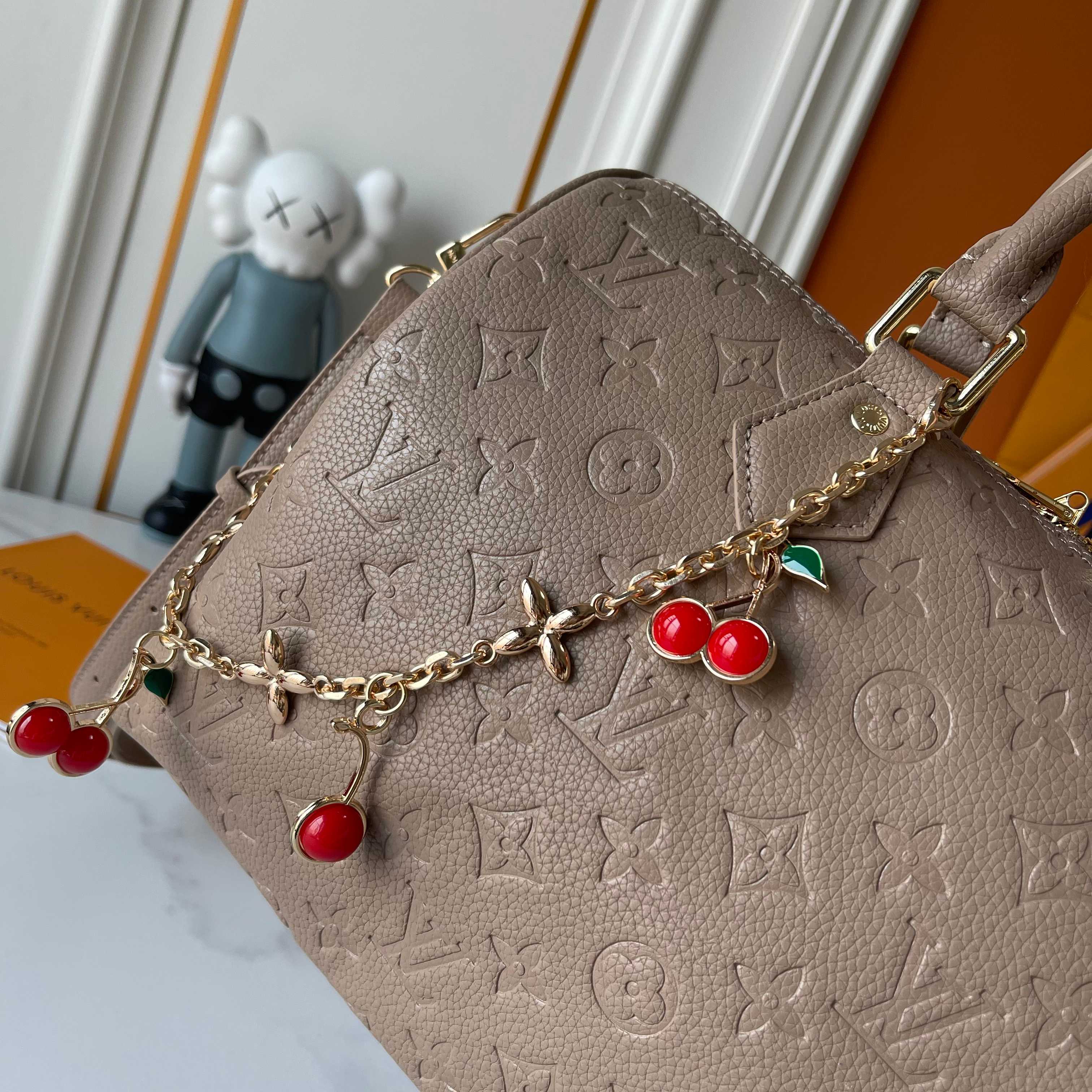 New Luxury LV Bag 9975