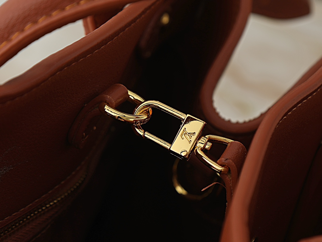 New Luxury LV Bag 9987