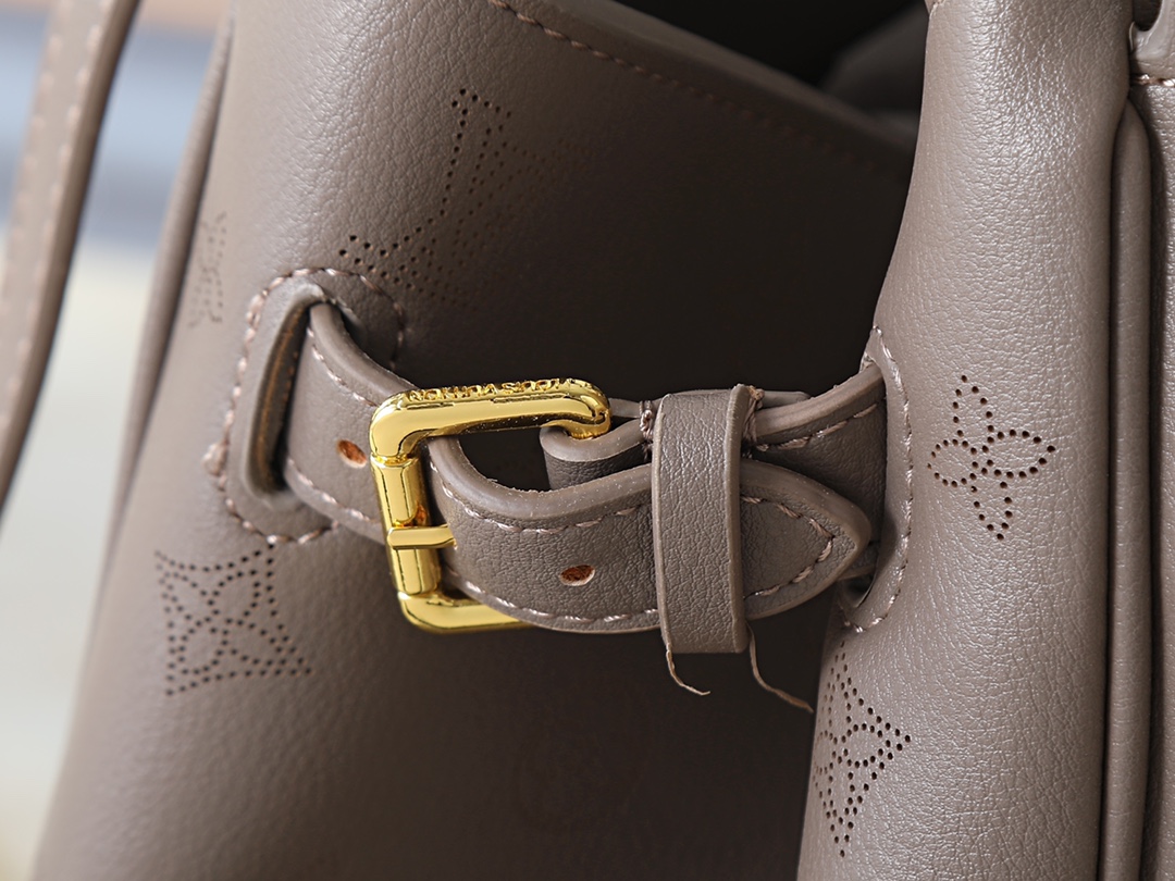 New Luxury LV Bag 9990