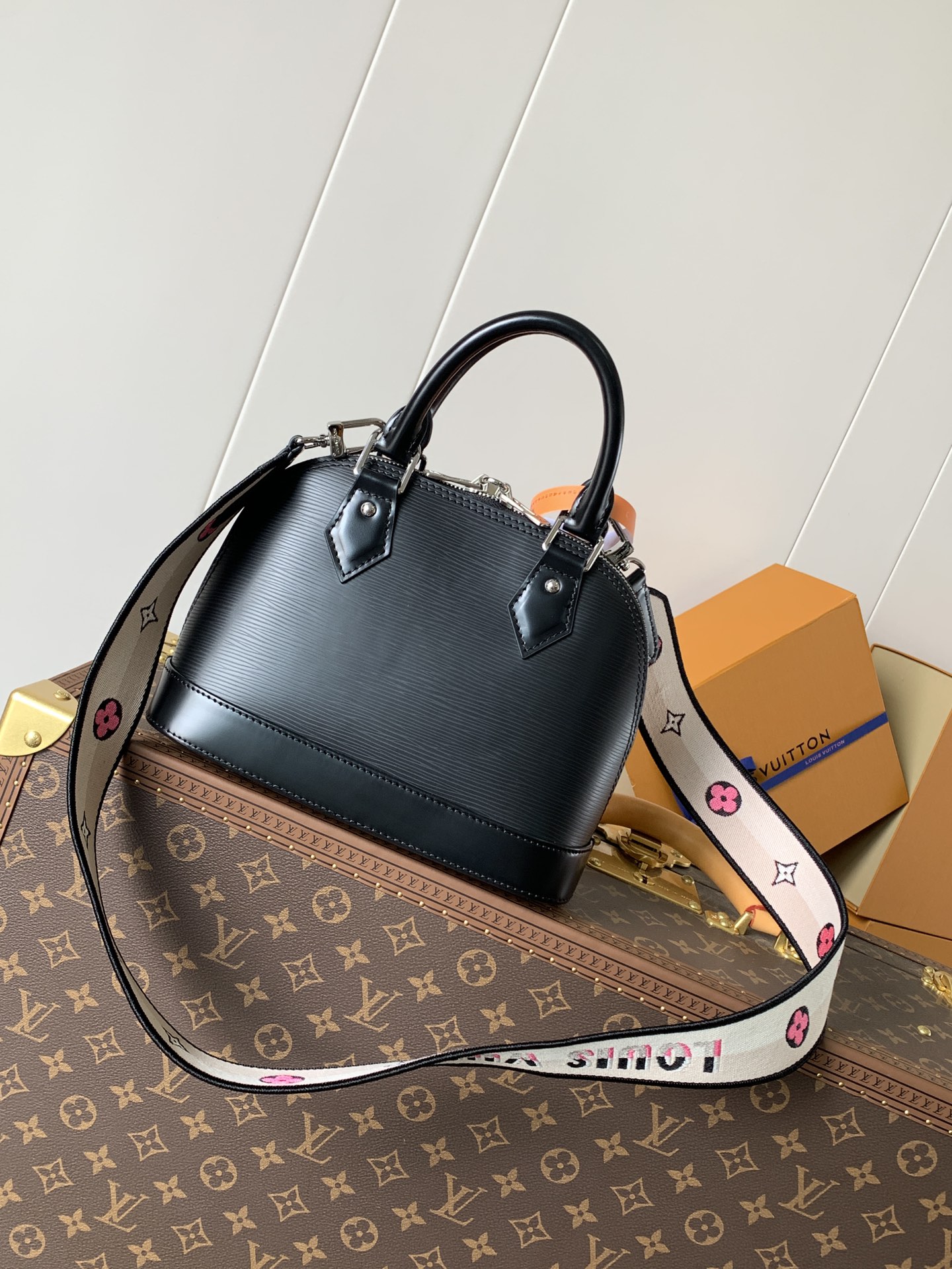 Alma Bb Handbags Black Epi Leather M59217