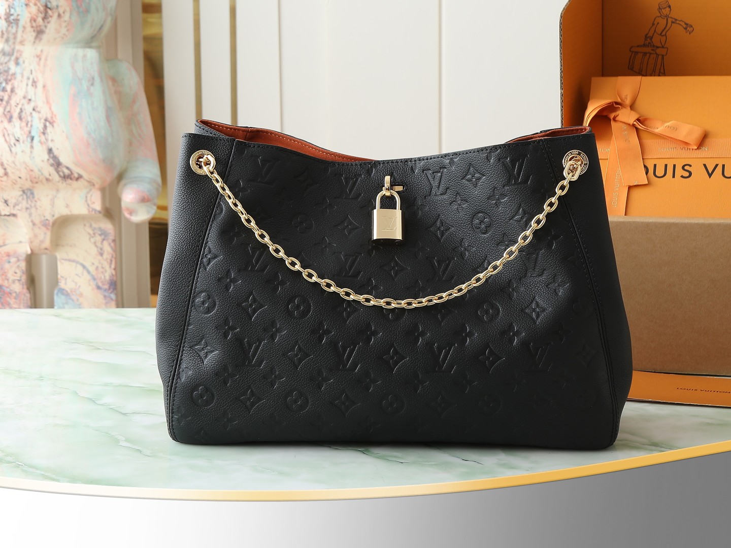 Anytime Mm Shoulder Bag Monogram Empreinte Leather Black M14324