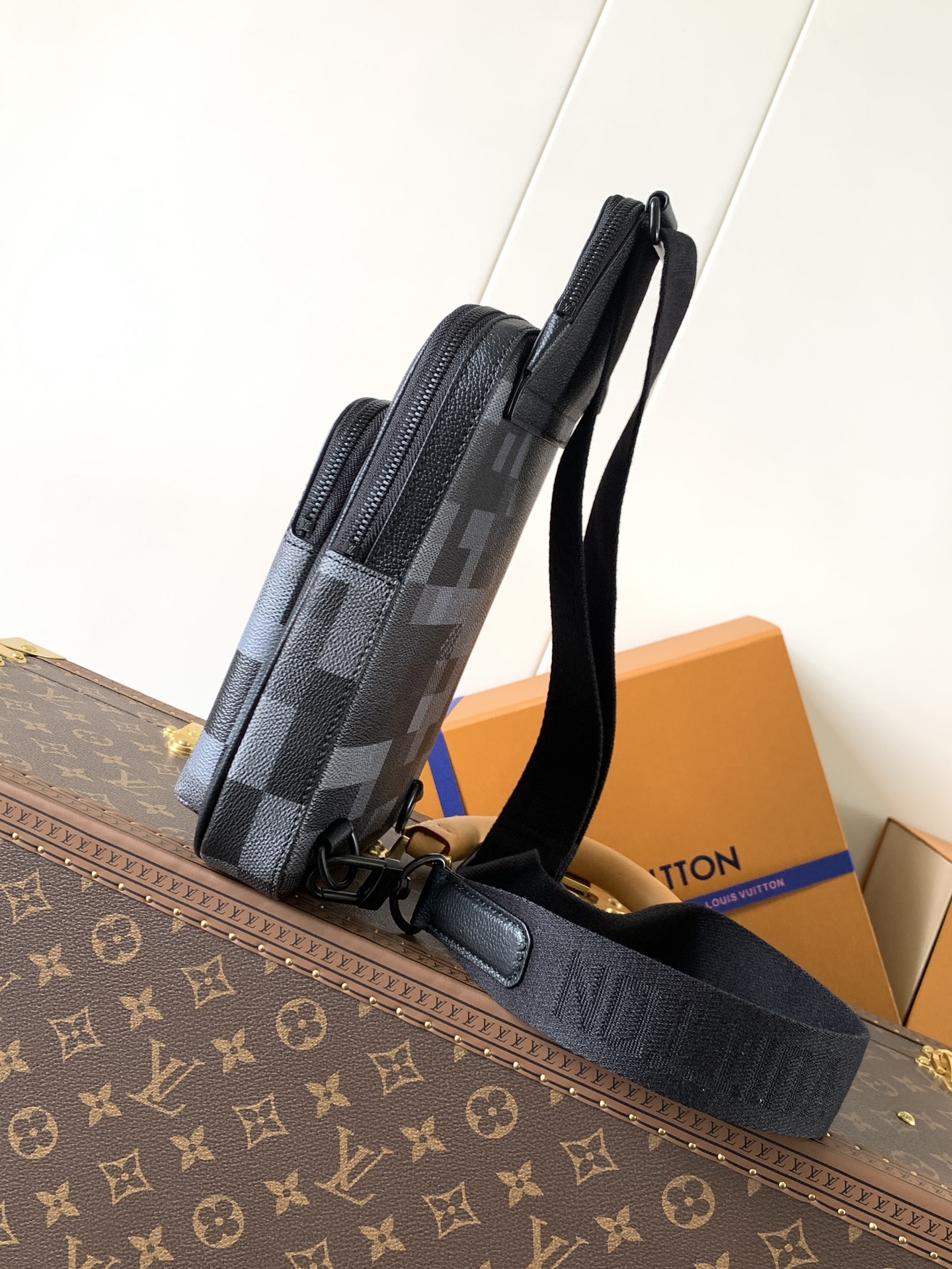 Avenue Slingbag Damoflage Black M14953