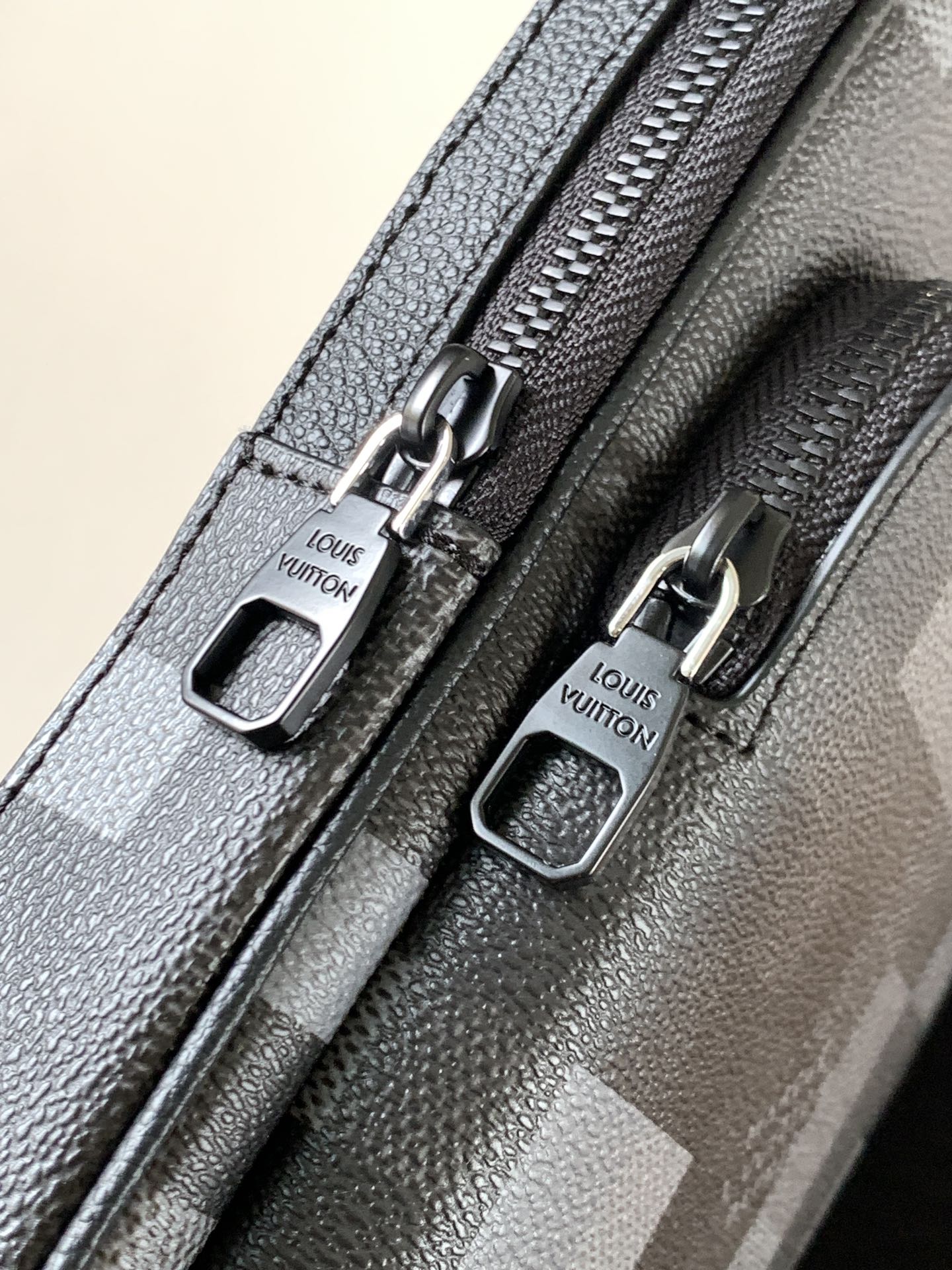 Avenue Slingbag Damoflage Black M14953