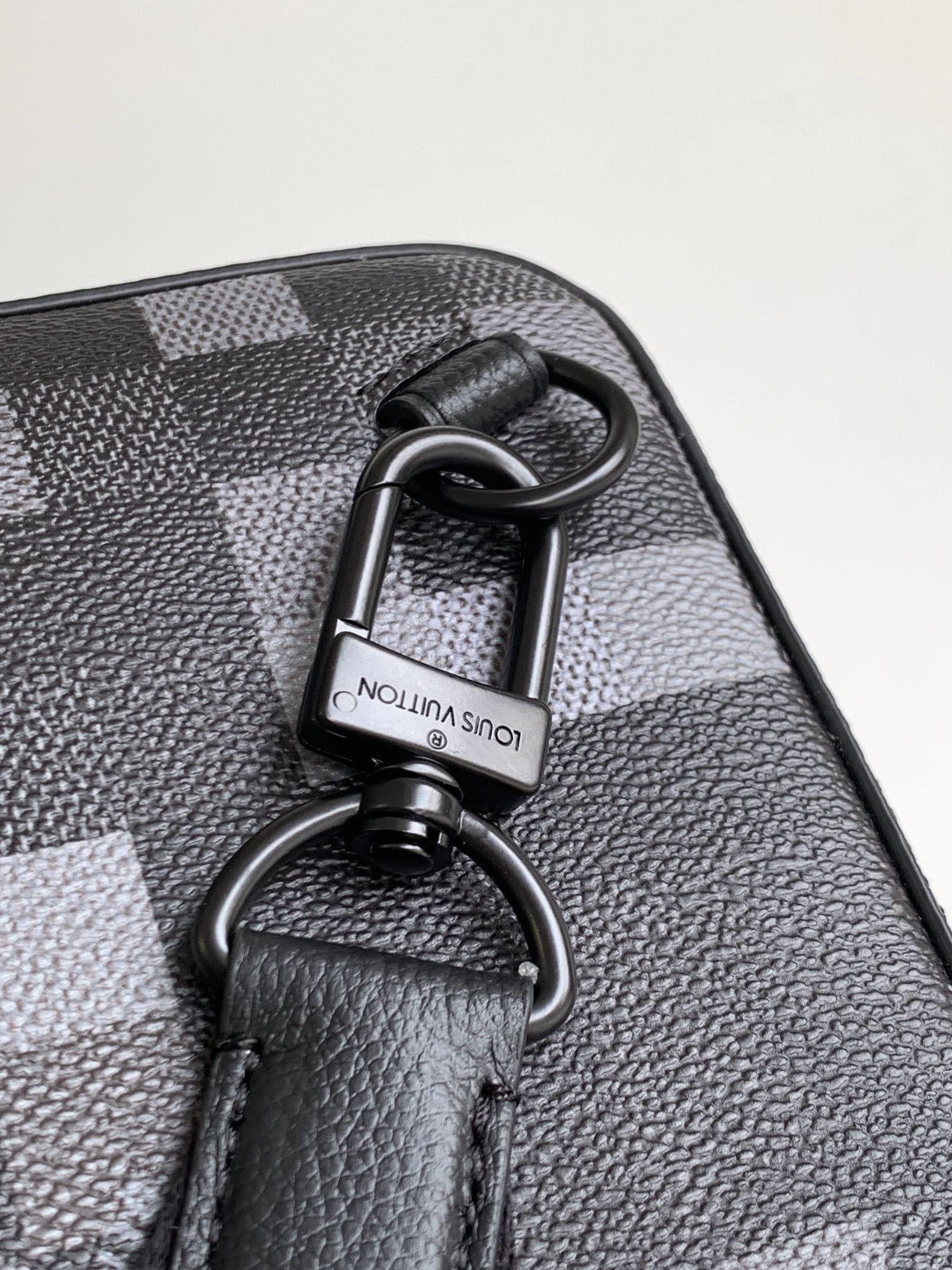 Avenue Slingbag Damoflage Black M14953