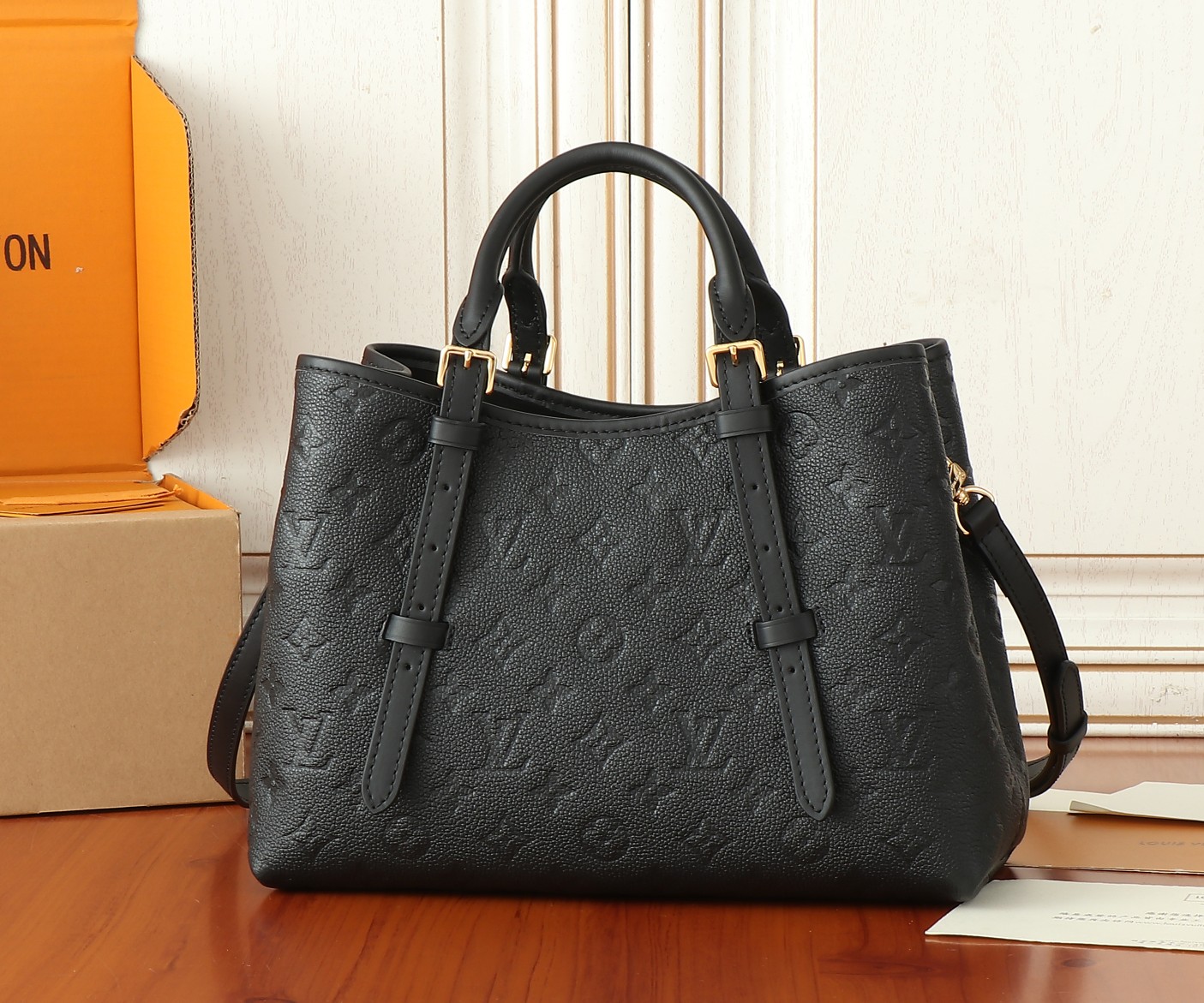 Babylone Tote Pm Monogram Empreinte Leather Black M11393