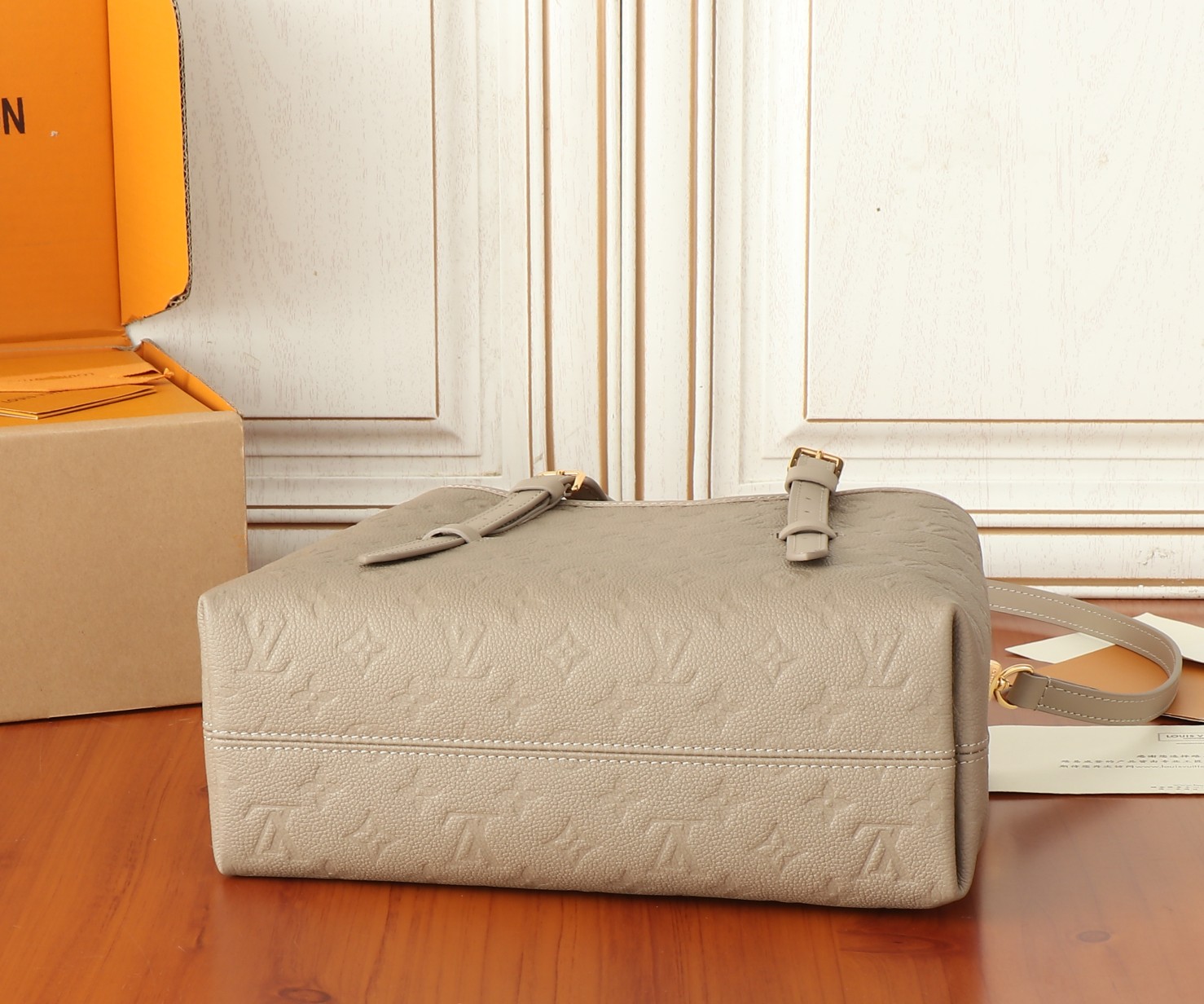 Babylone Tote Pm Monogram Empreinte Leather Turtledove M11463