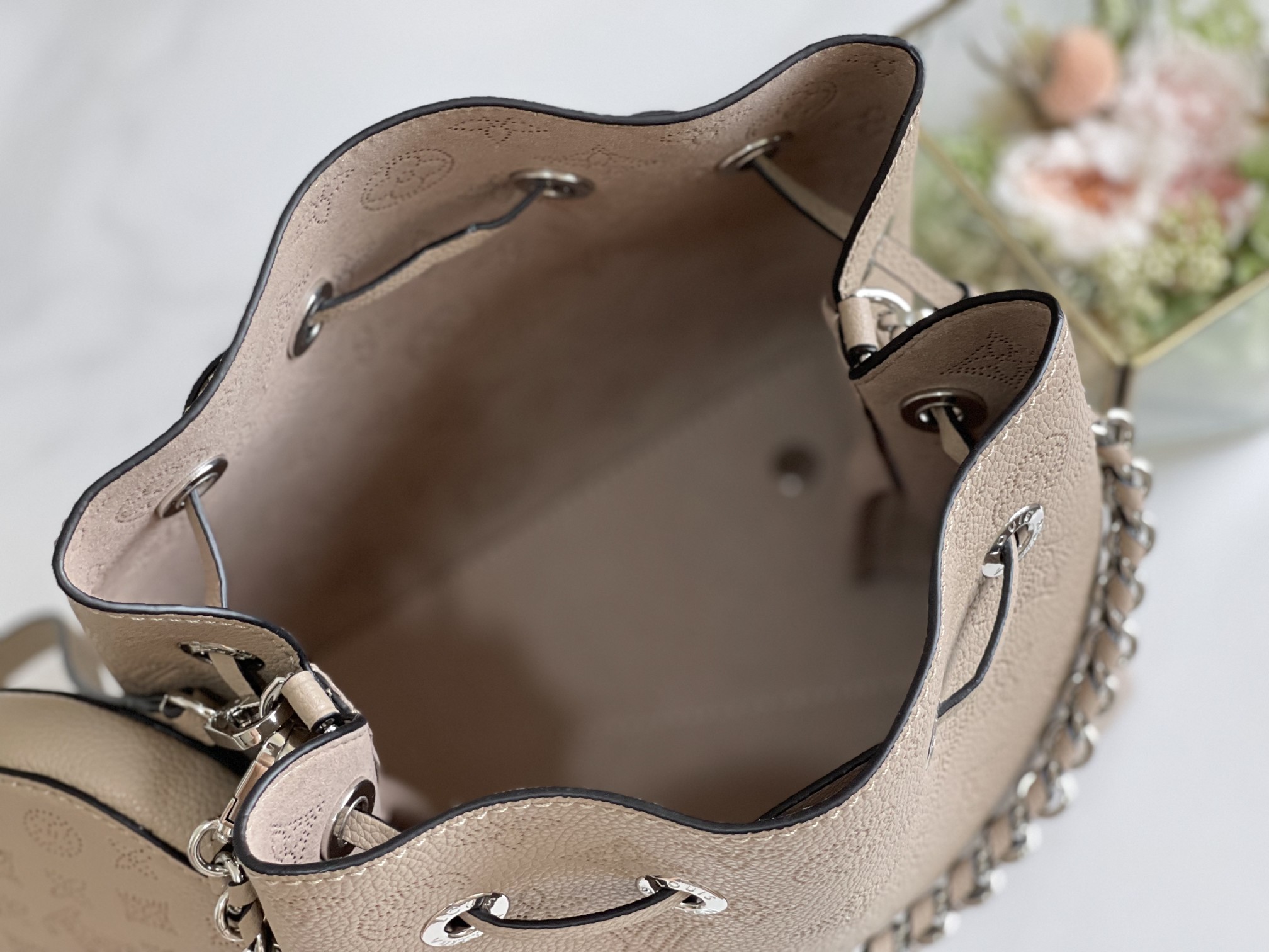 Bella Mahina Bag Galet M57201