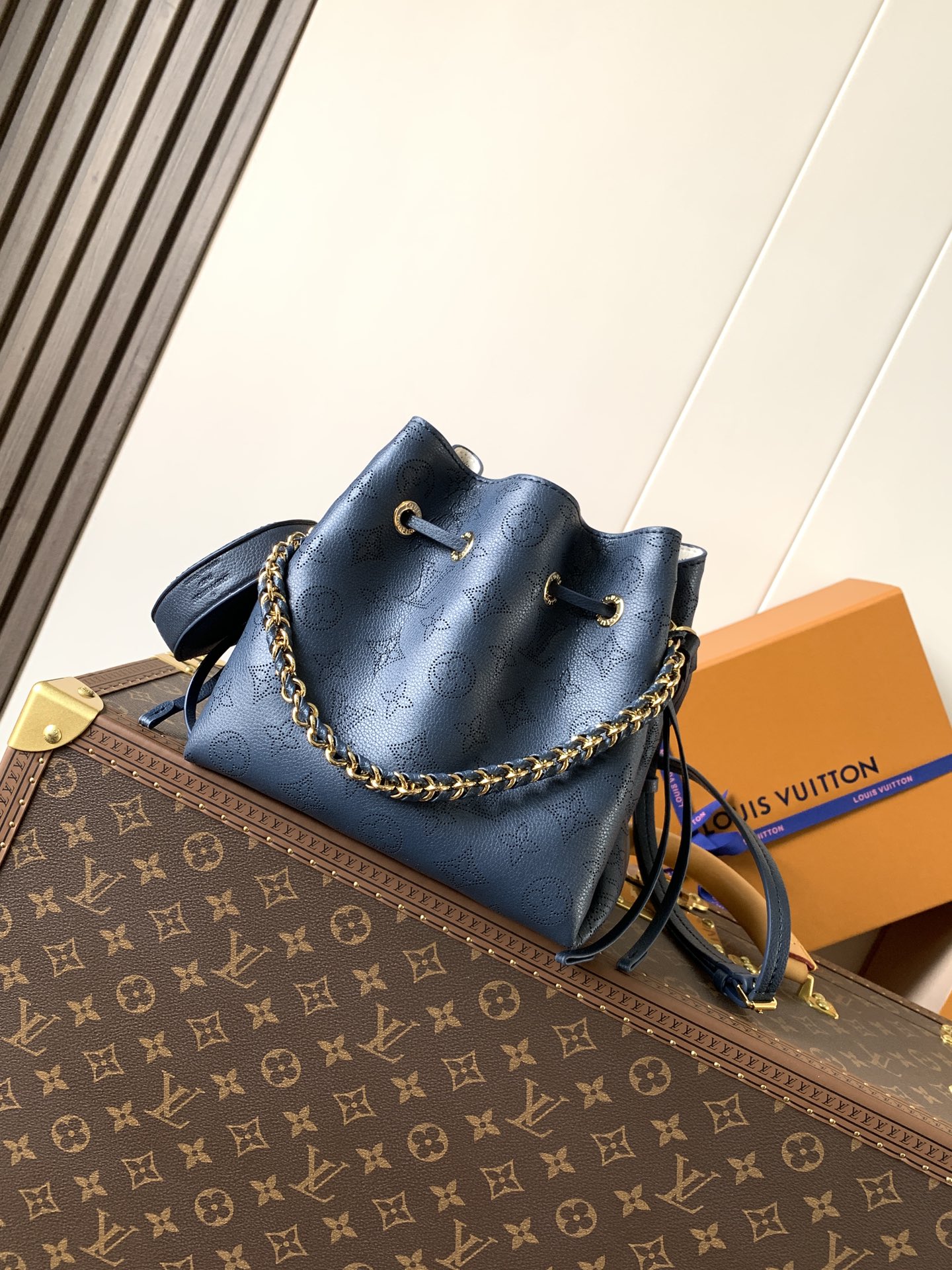 Bella Mahina Bag Navy M57070