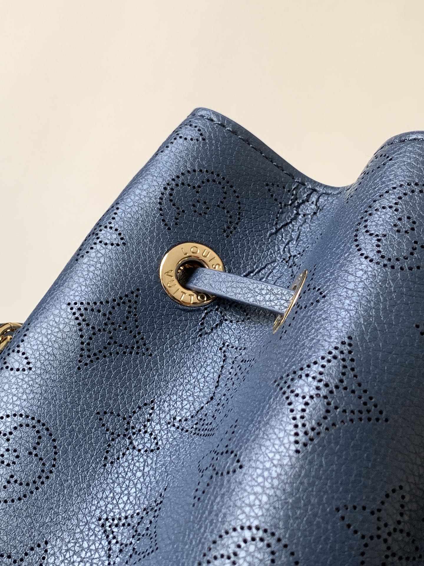 Bella Mahina Bag Navy M57070