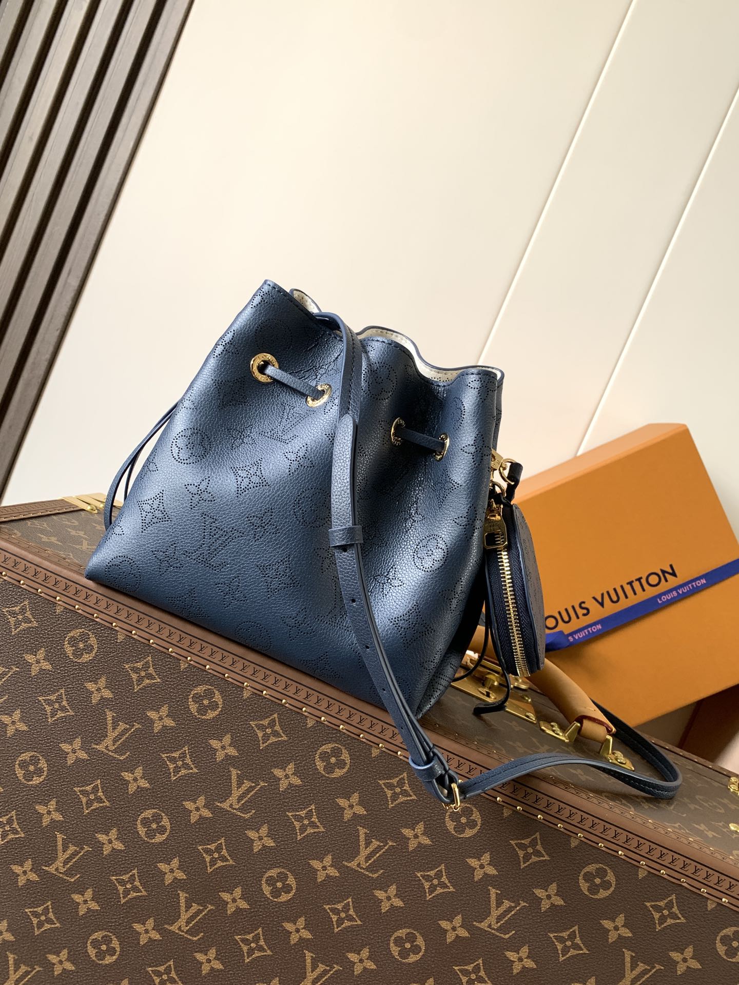 Bella Mahina Bag Navy M57070