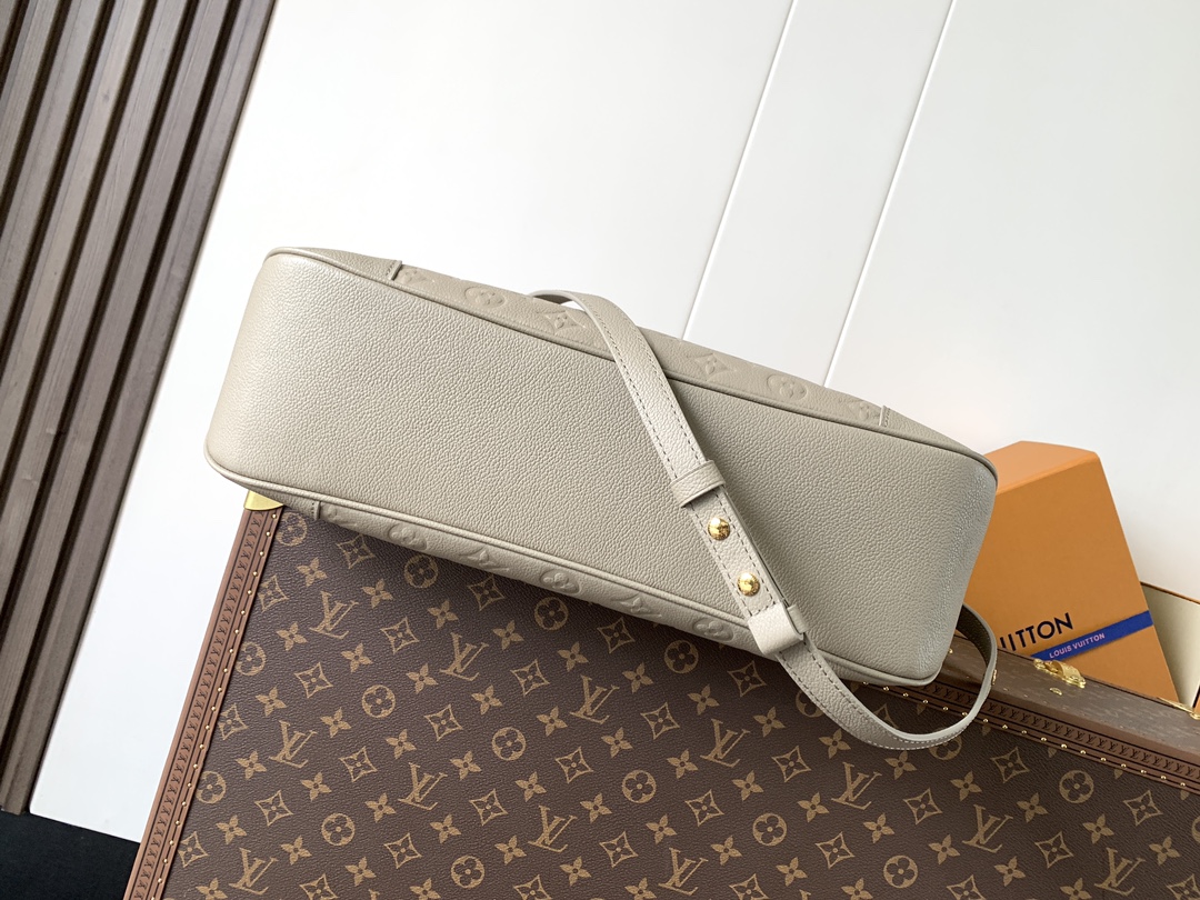 Boulogne Gm Crossbody Bag Monogram Empreinte Leather Tourterelle M25854