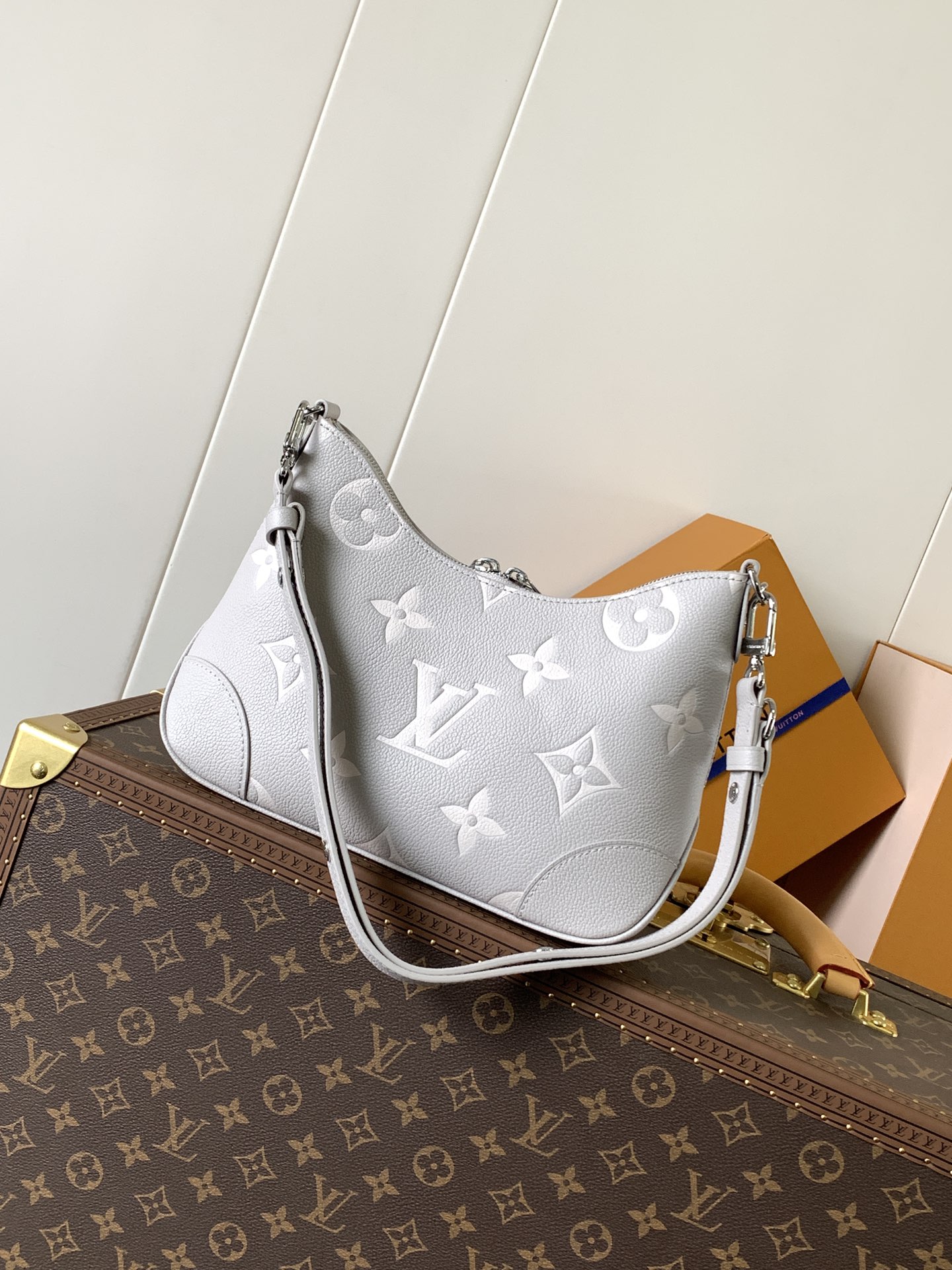Boulogne Pm Crossbody Bag Bicolor Monogram Empreinte Leather Gray/Quartz Pink/Beige M14211