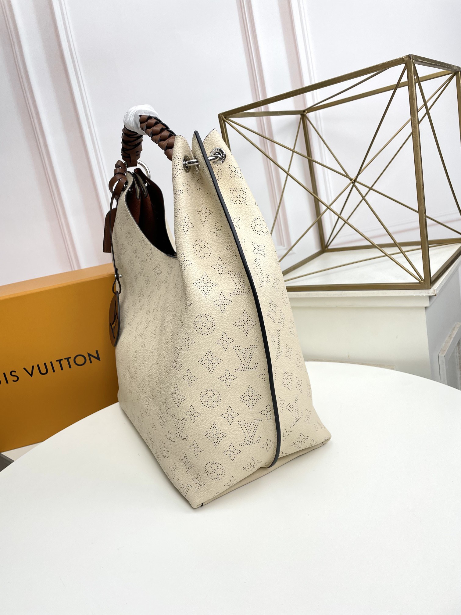 Carmel Mahina Bag Cream Mahina Perforated Calf Leather M53188