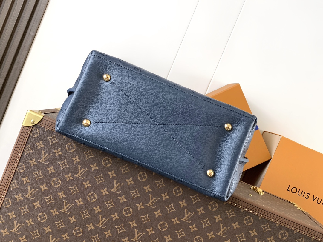 Carmel Mahina Bag Navy Mahina Perforated Calf Leather M14310
