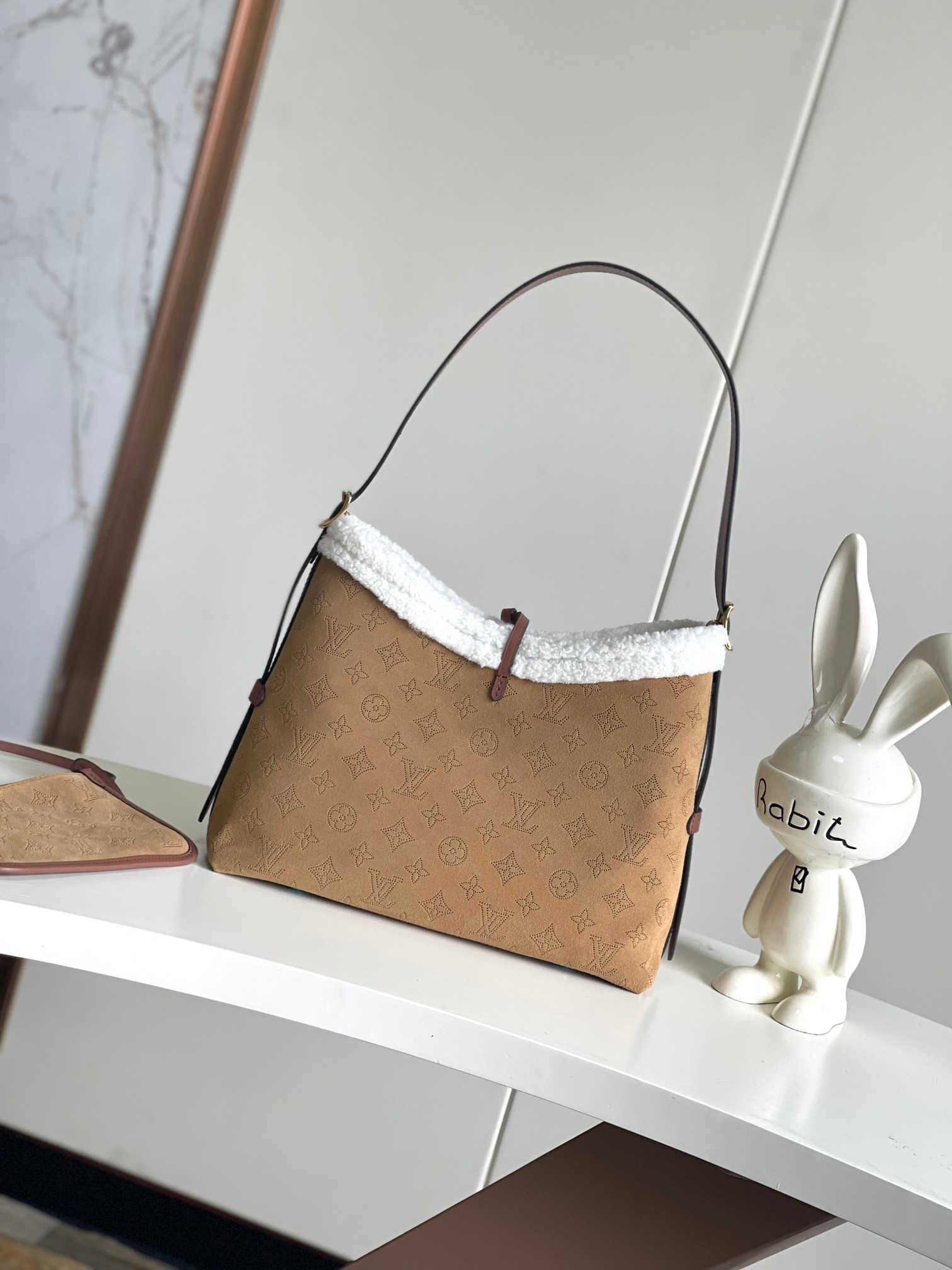Carryall Cargo Vibe Pm Bag Beige Mahina M11843
