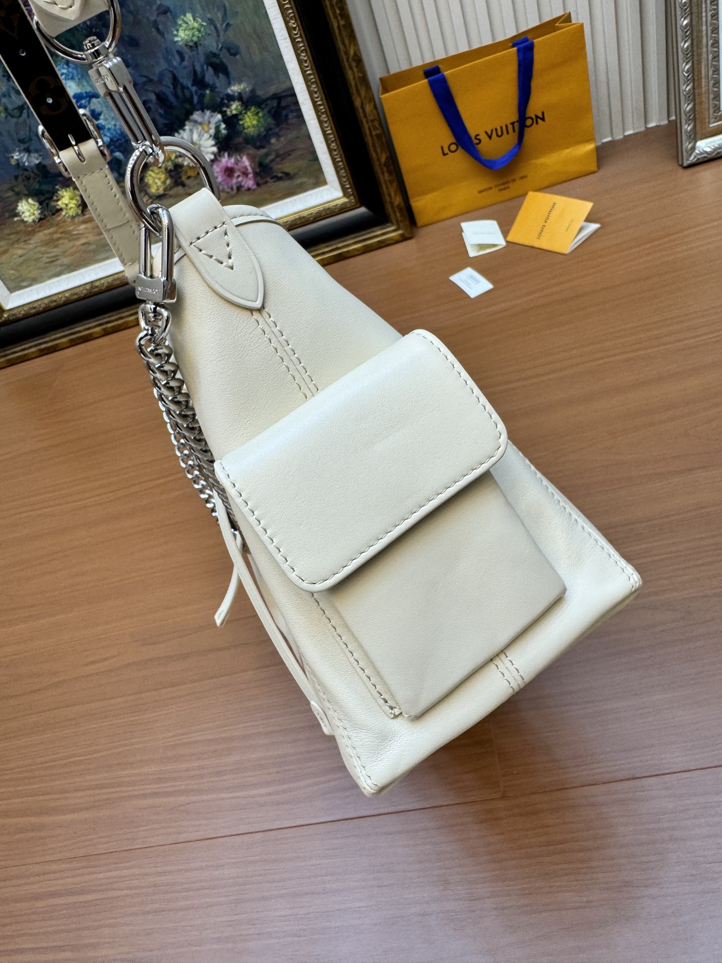 Carryall Cargo Vibe Pm Bag Vanille Lambskin M12919