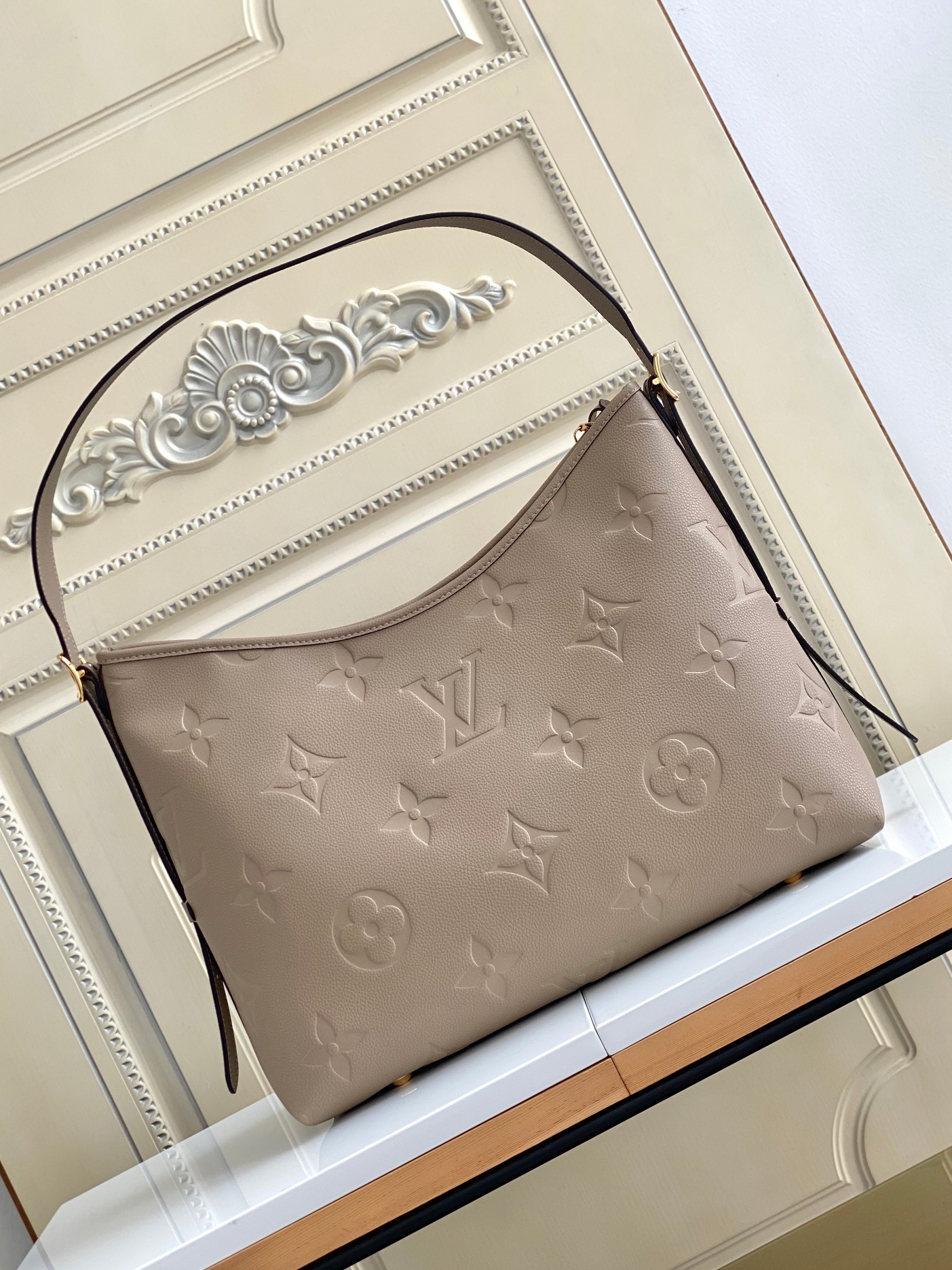 Carryall Mm Bag Turtledove Monogram Empreinte Leather M46292