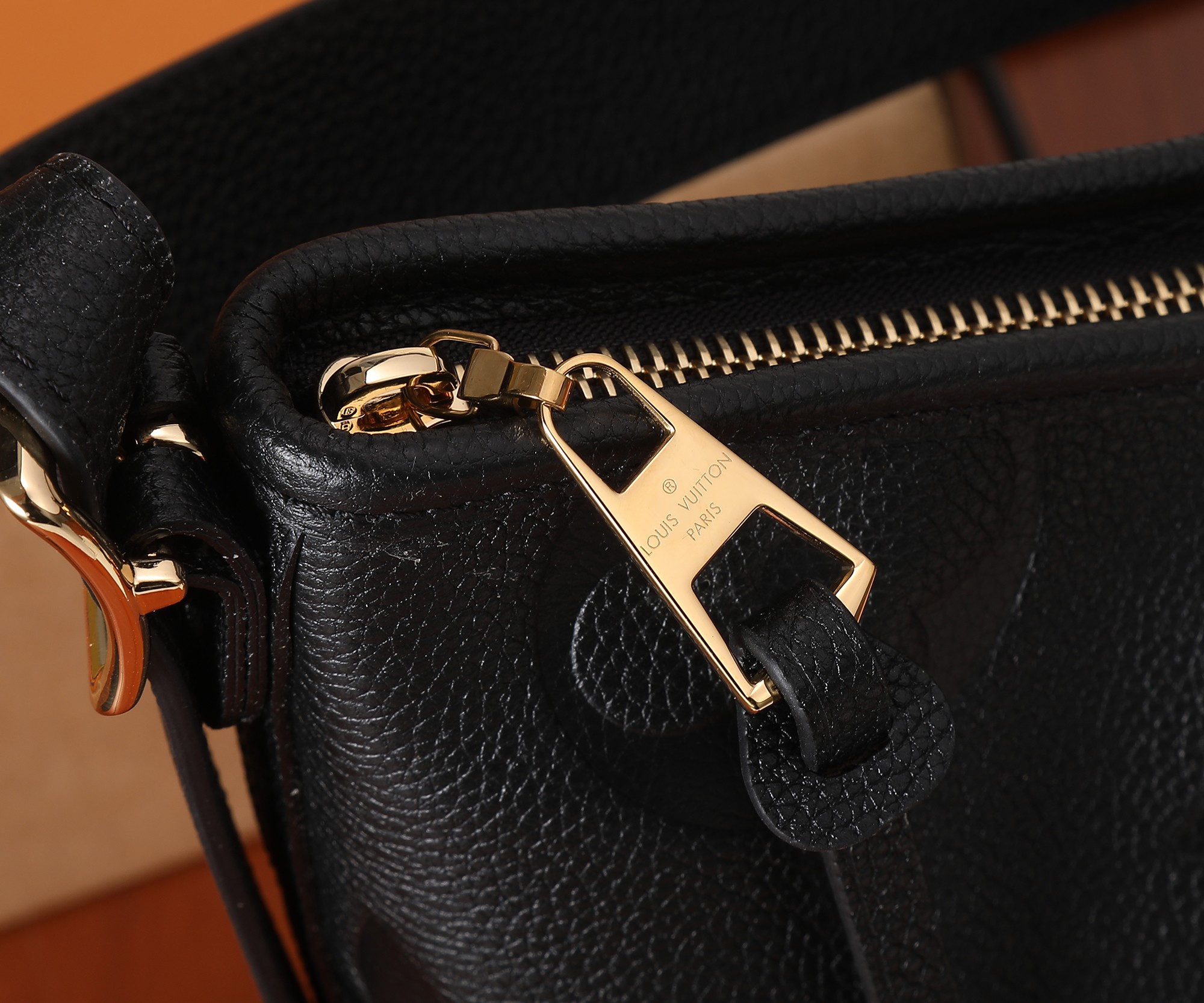 Carryall Pm Bag Monogram Empreinte Leather Black M46288