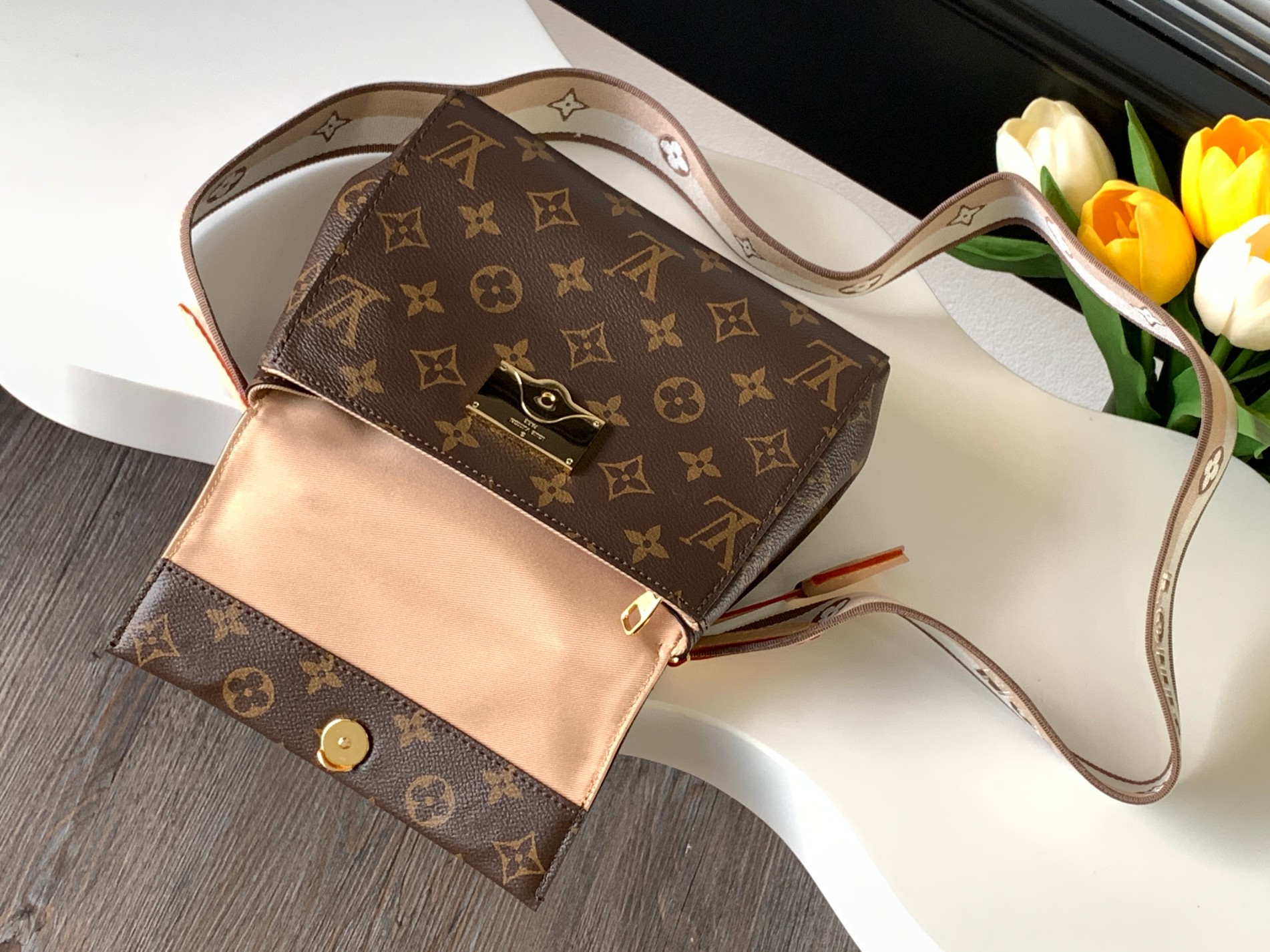 Cluny Mini Handbags Monogram M46055