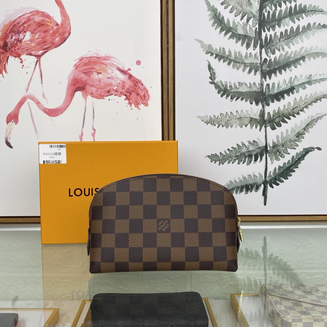 Cosmetic Pouch Designer Makeup Bag Damier Ebene M47515