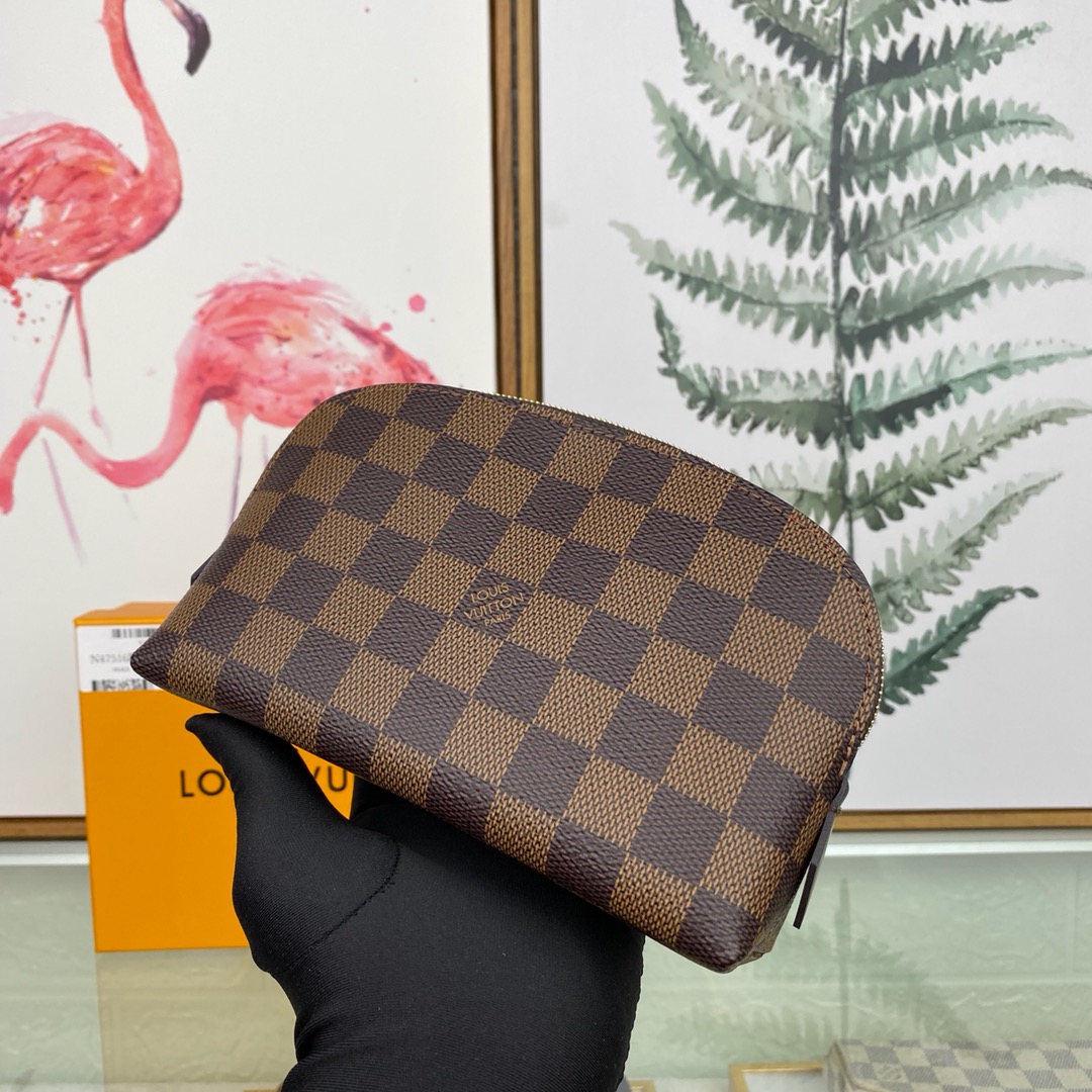 Cosmetic Pouch Designer Makeup Bag Damier Ebene M47515