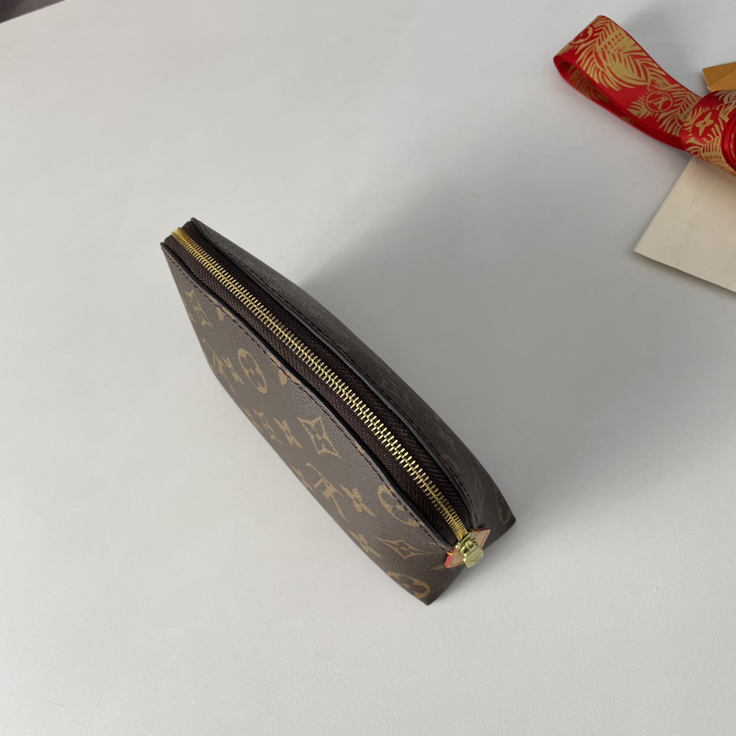 Cosmetic Pouch Designer Makeup Bag Monogram M47515