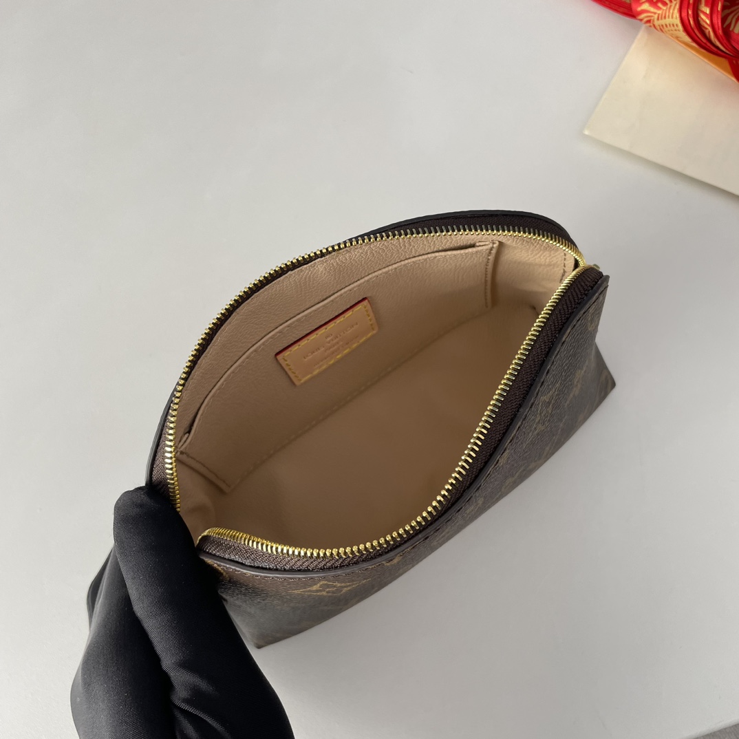 Cosmetic Pouch Designer Makeup Bag Monogram M47515