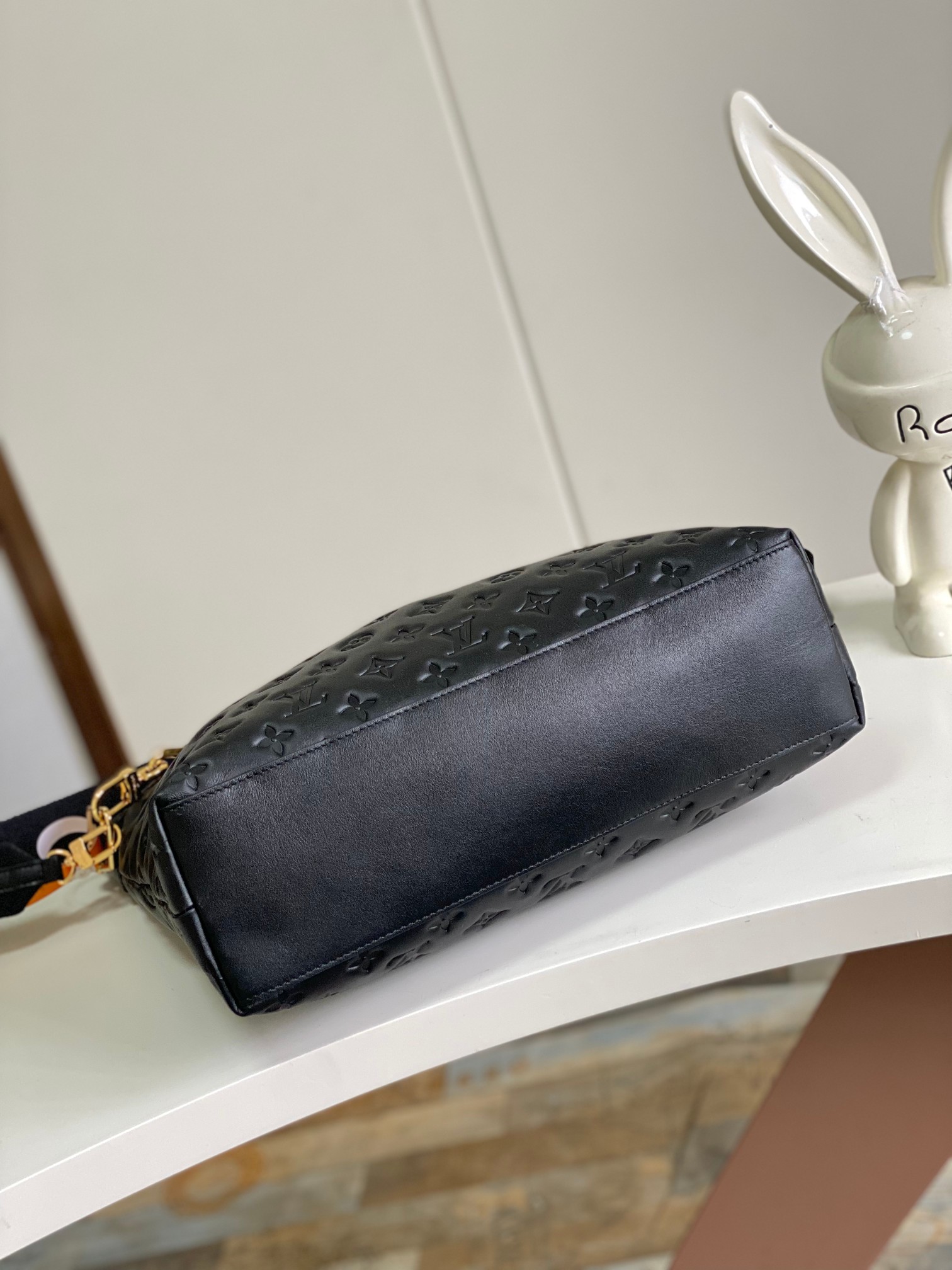 Coussin Hobo Bag Mm Black Calf Leather M12068