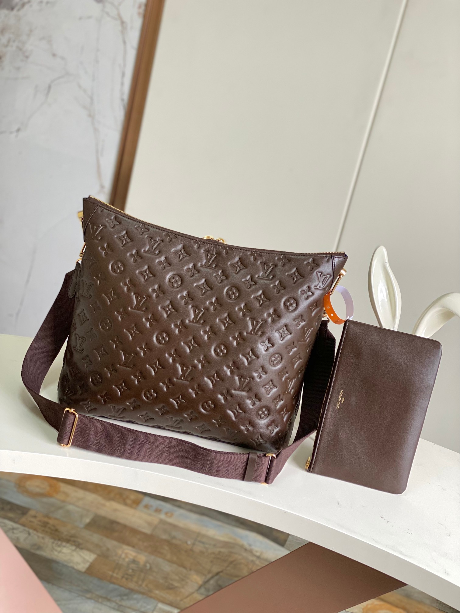 Coussin Hobo Bag Mm Chocolat Calf Leather M12072