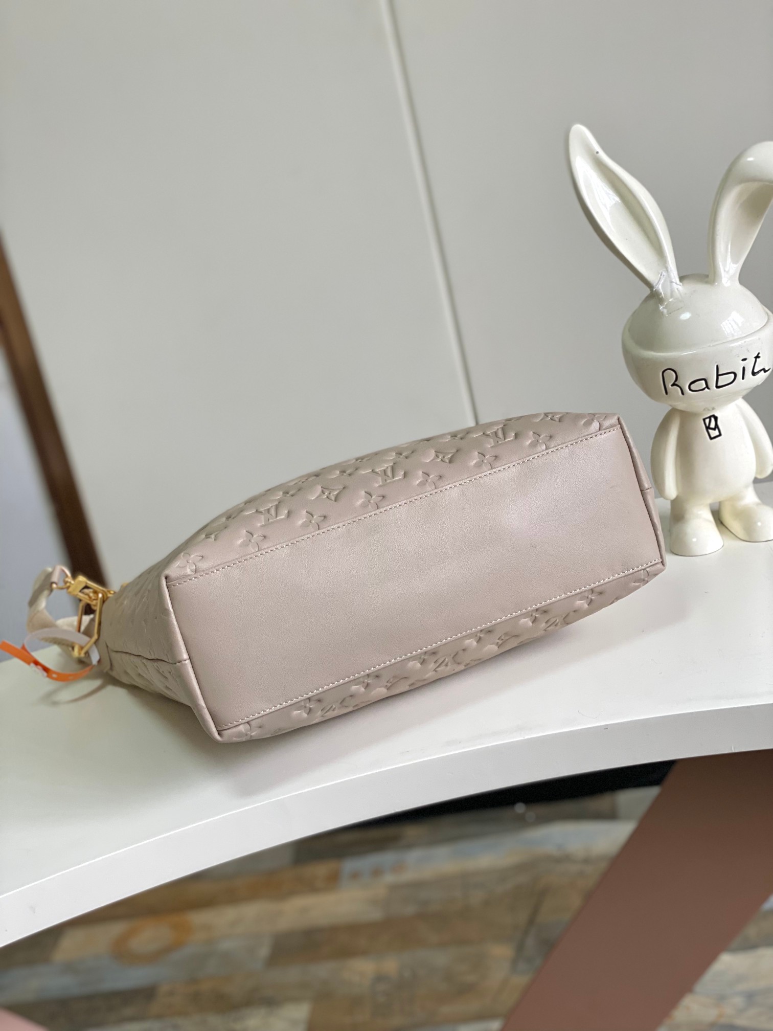 Coussin Hobo Bag Mm Galet Calf Leather M12071