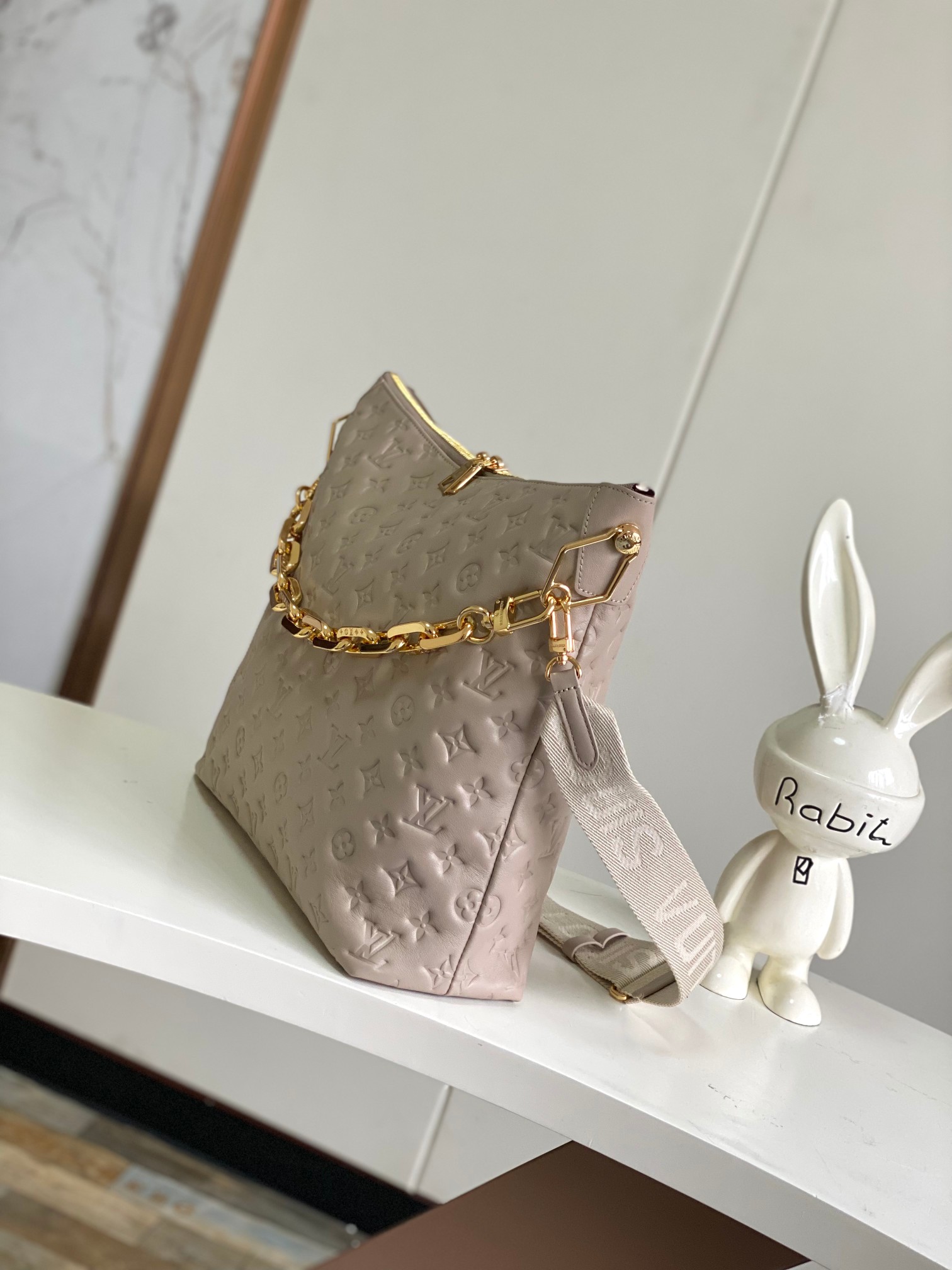 Coussin Hobo Bag Mm Galet Calf Leather M12071